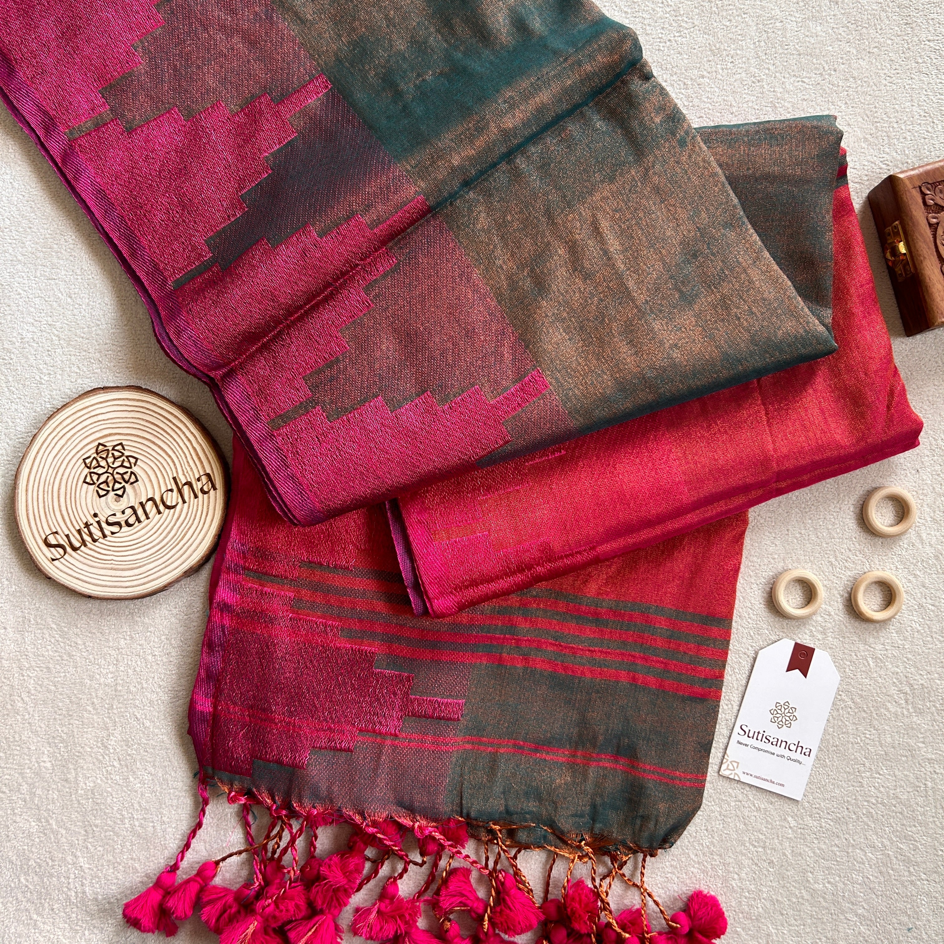 Sutisancha Handloom Tissue Weave Saree