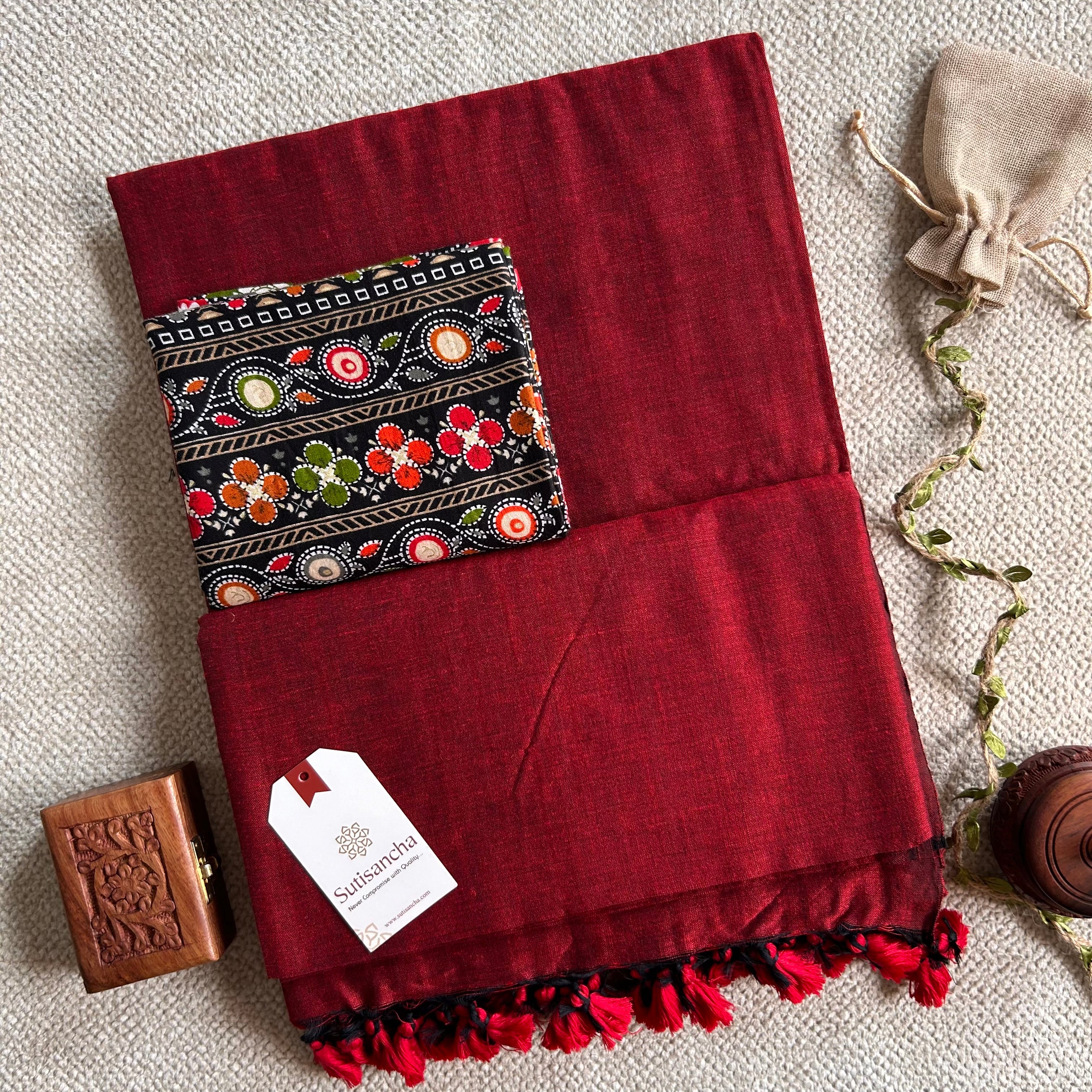 Sutisancha Cherry Red Handloom Cotton Saree With Blouse