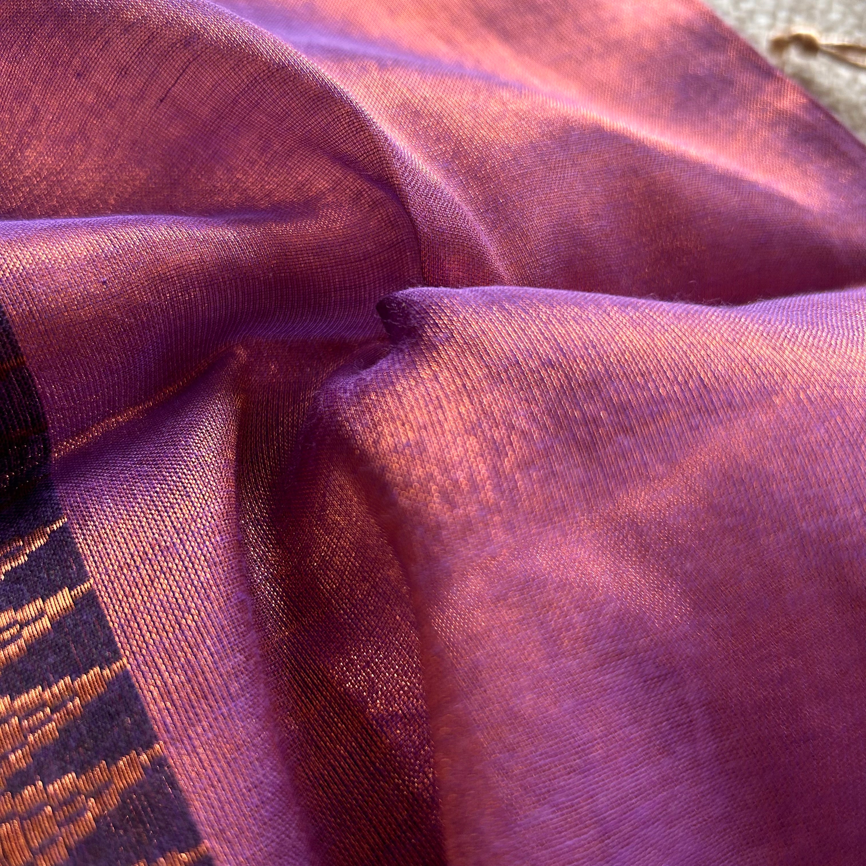 Sutisancha Onion Pink Handloom Tissue Saree