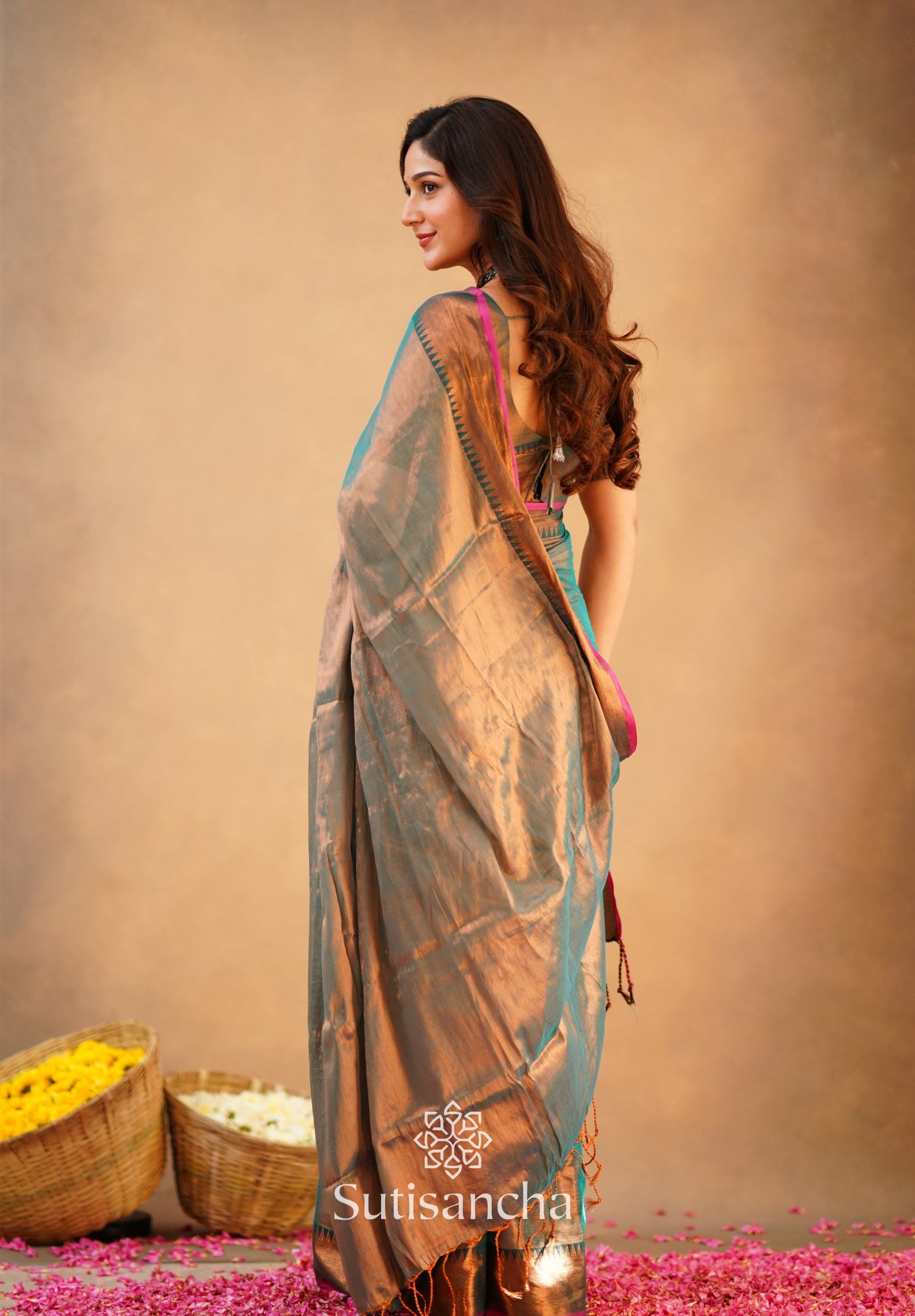 Sutisancha Rama Green Handloom Tissue Saree