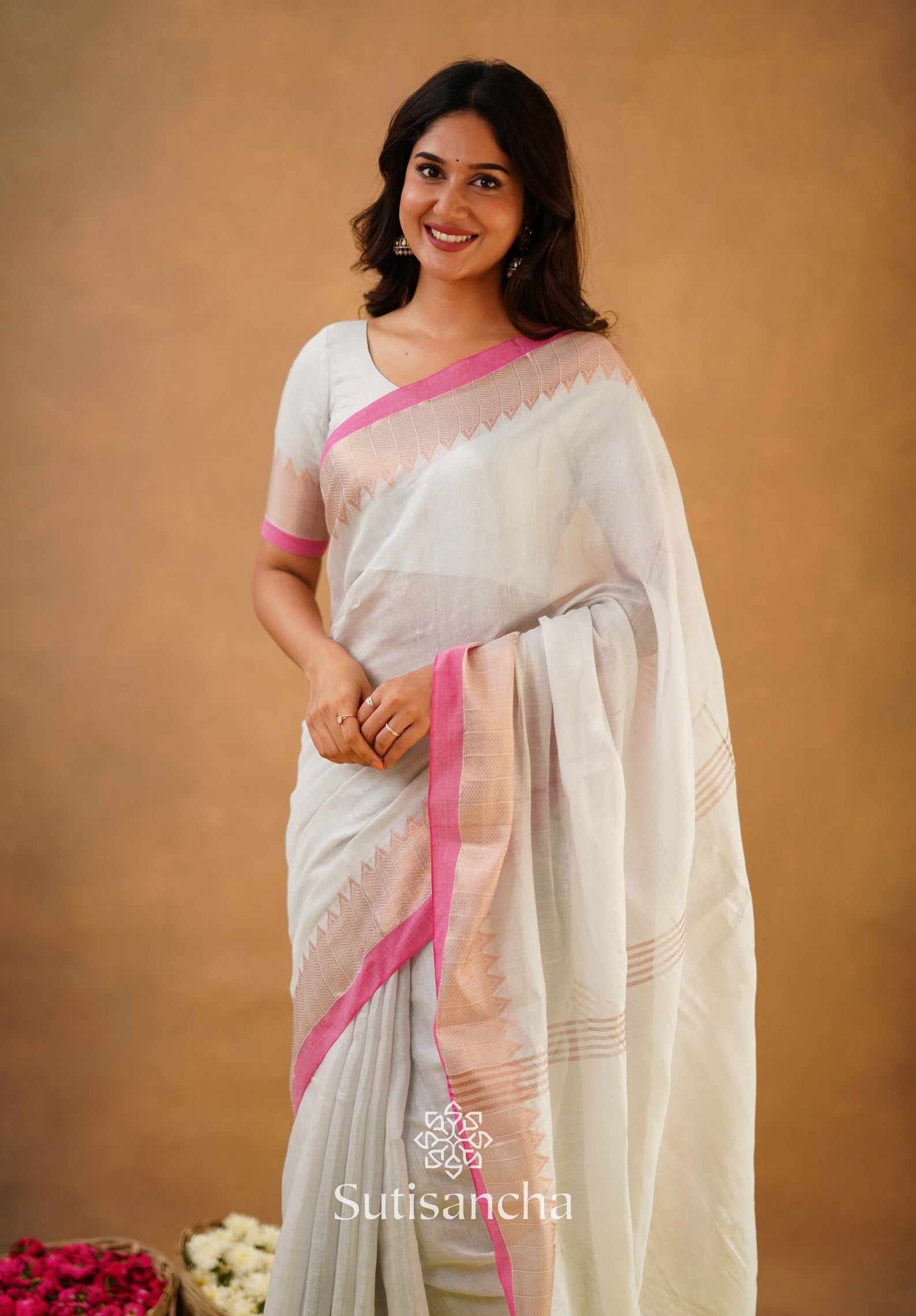 Sutisancha Handloom Designer Tissue Saree