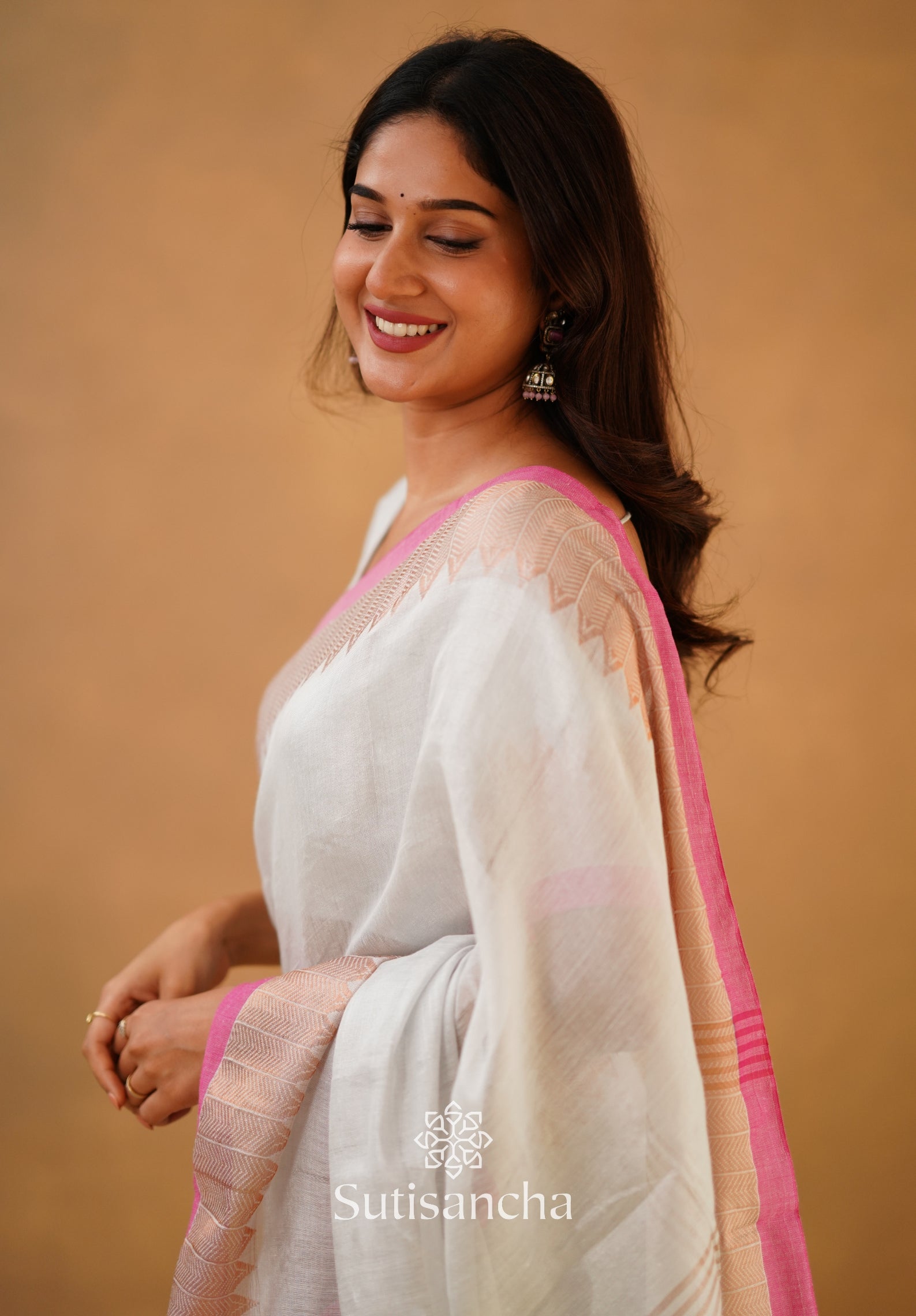 Sutisancha Handloom Designer Tissue Saree