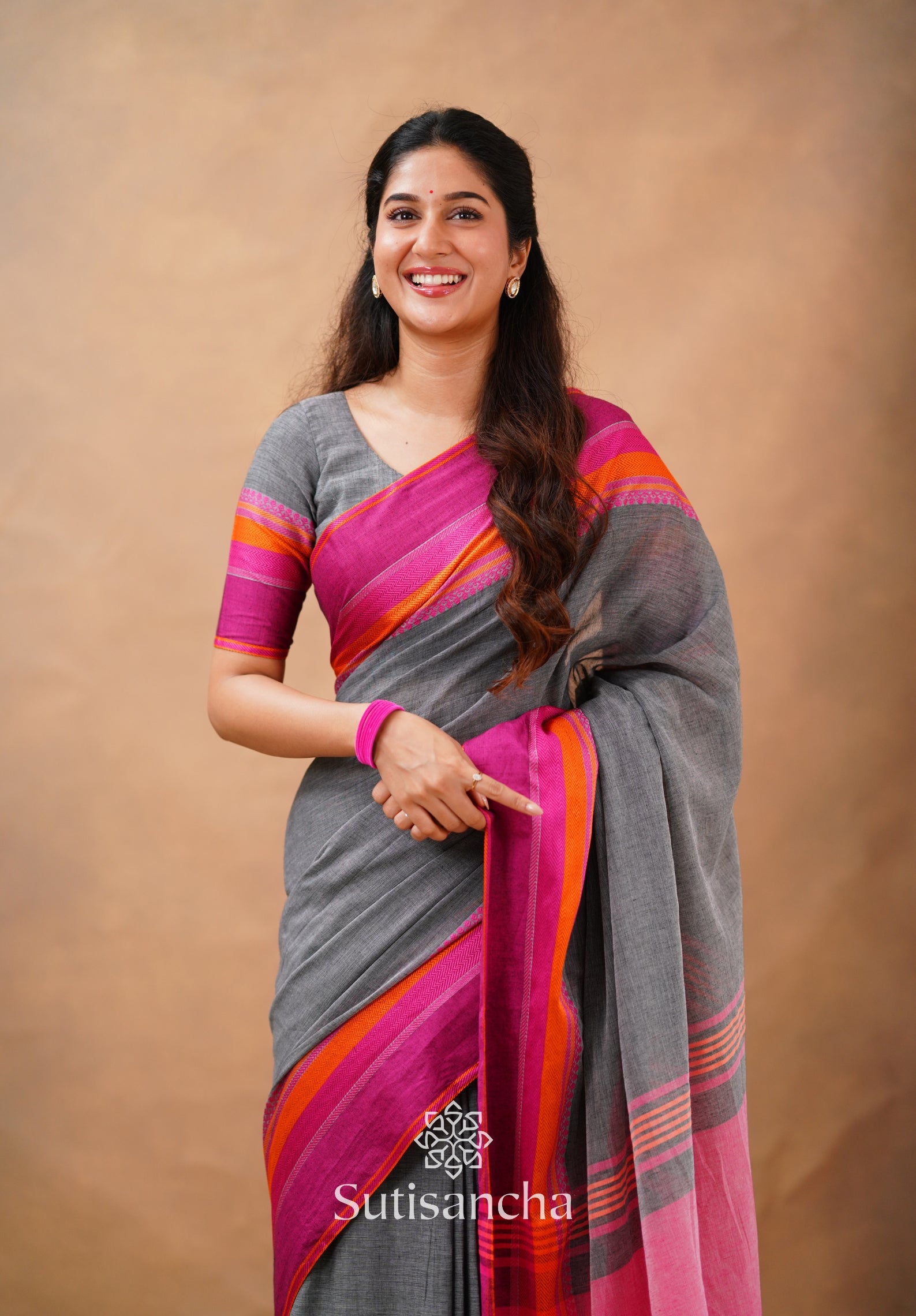 Sutisancha Handwoven Bliss Bengal Cotton Saree