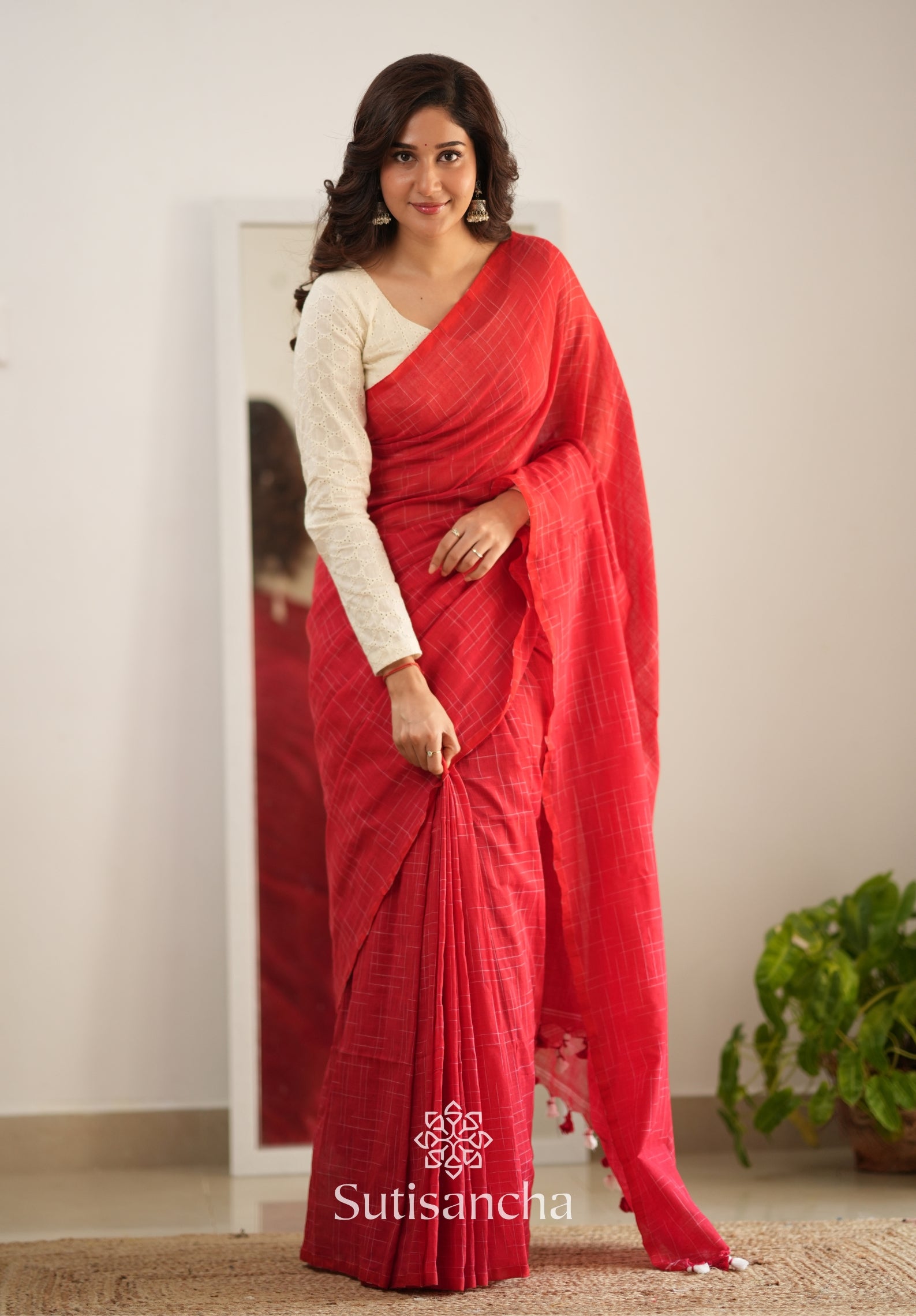 Sutisancha Red Handloom Cotton Saree with Trendy Kotki Checks Design