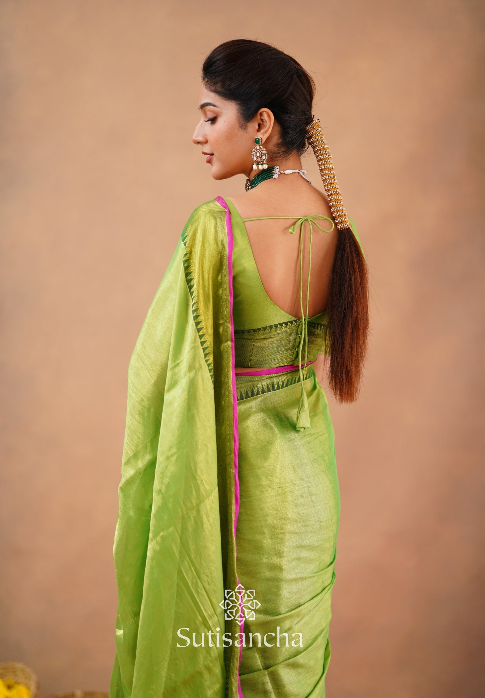 Sutisancha Parrot Handloom Tissue Saree