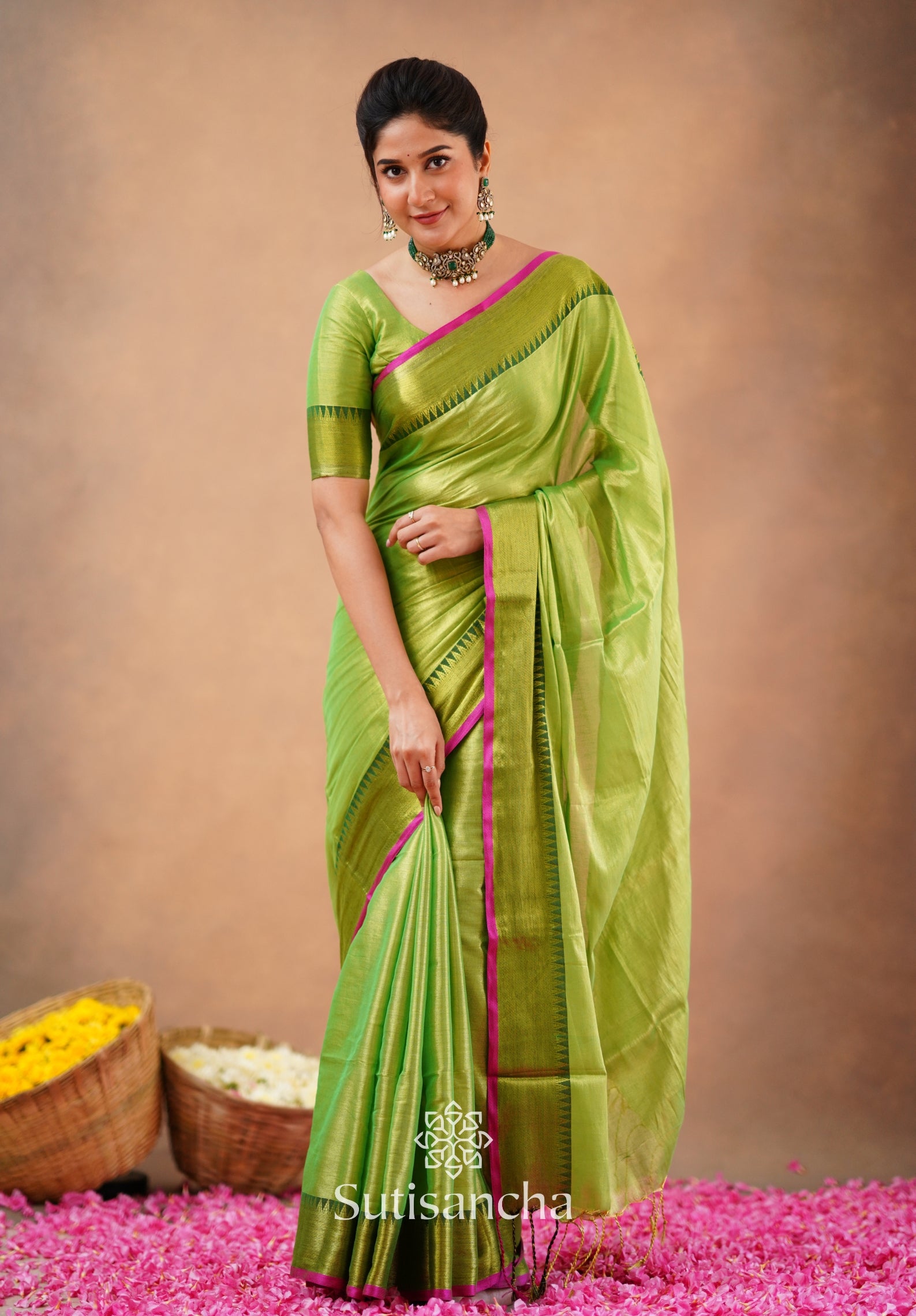 Sutisancha Parrot Handloom Tissue Saree