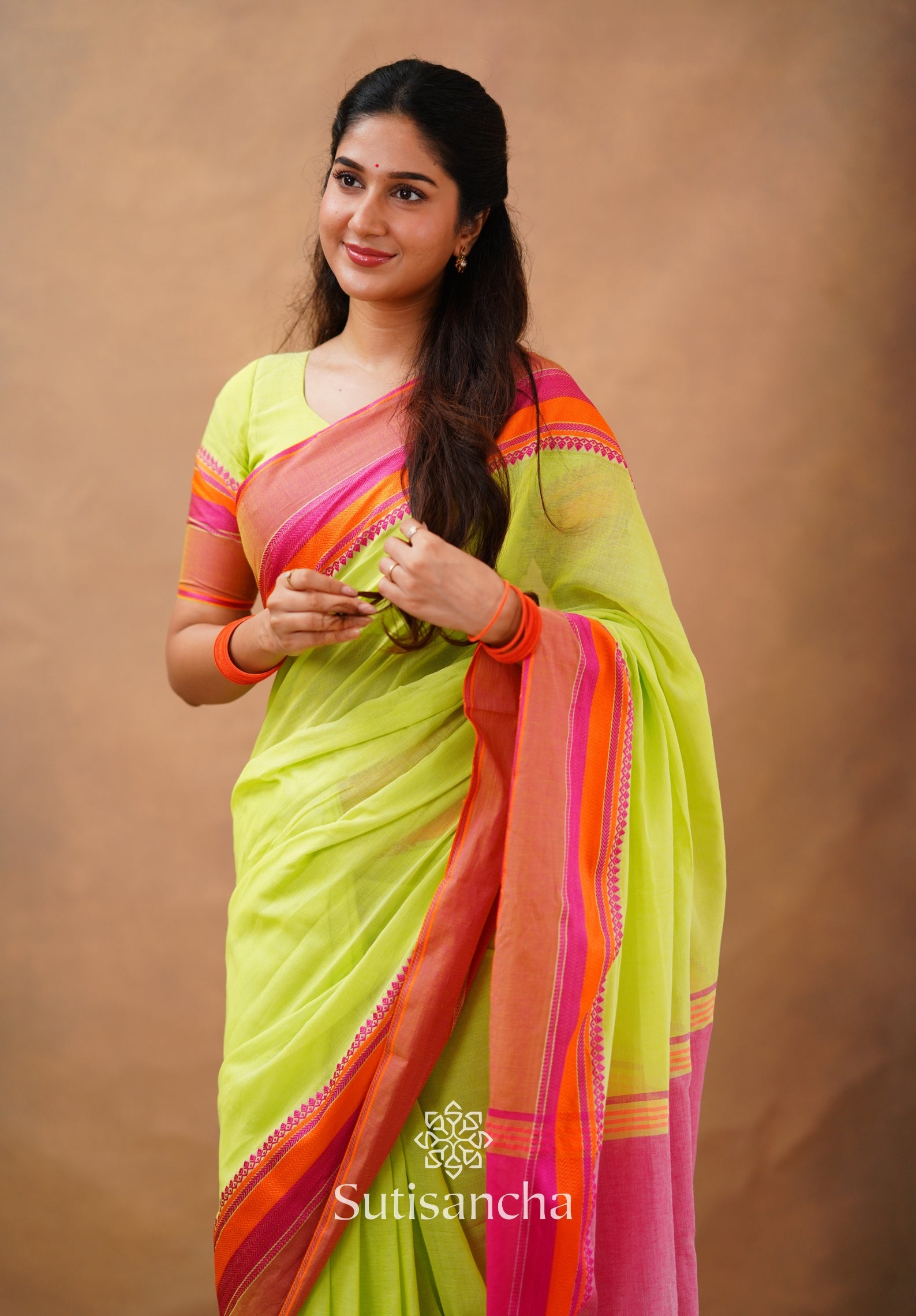 Sutisancha Handwoven Bliss Bengal Cotton Saree