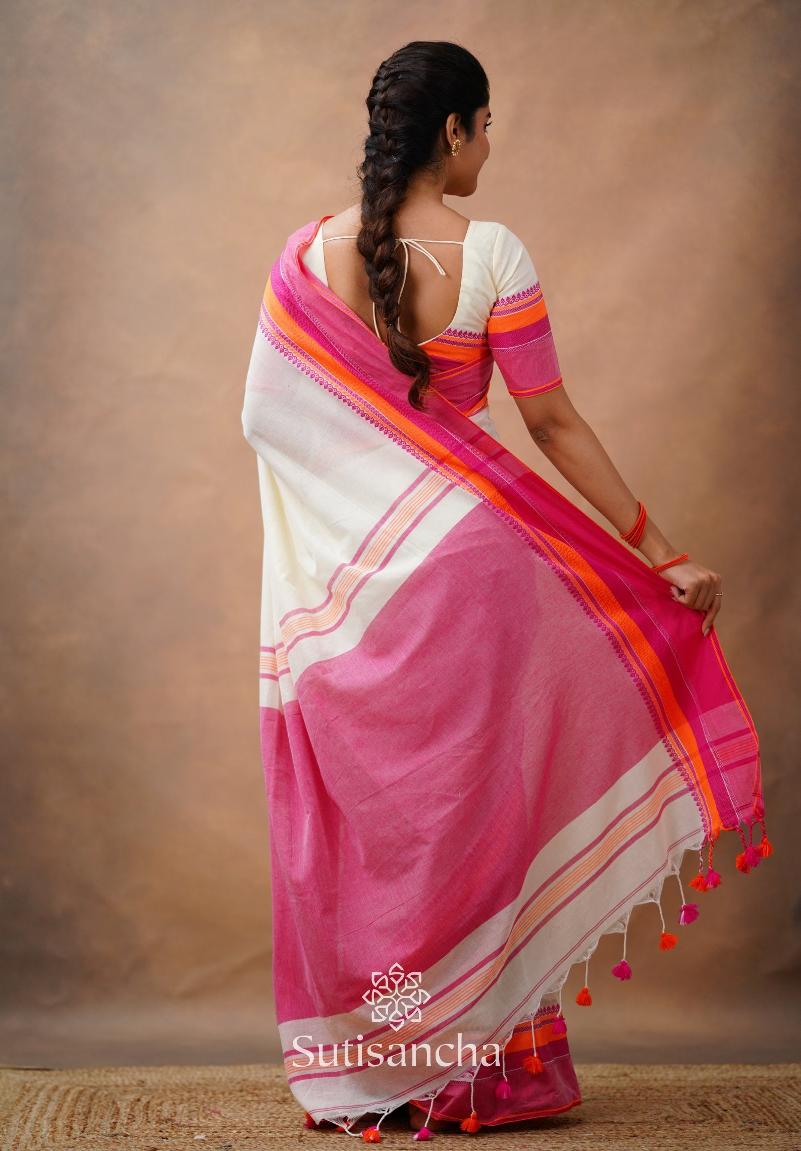 Sutisancha Handwoven Bliss Bengal Cotton Saree