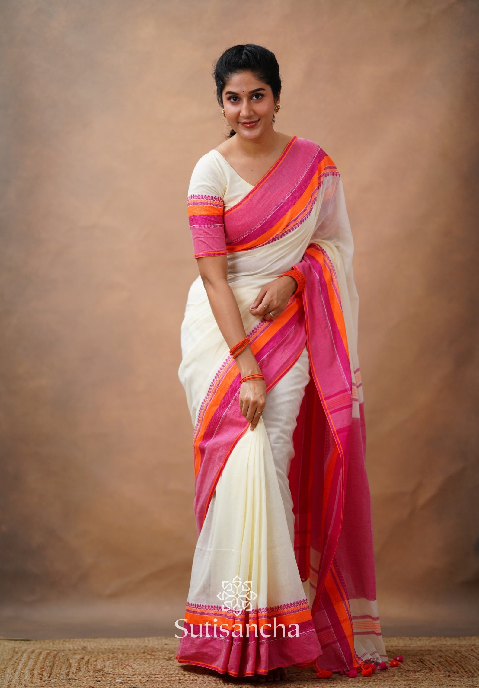 Sutisancha Handwoven Bliss Bengal Cotton Saree