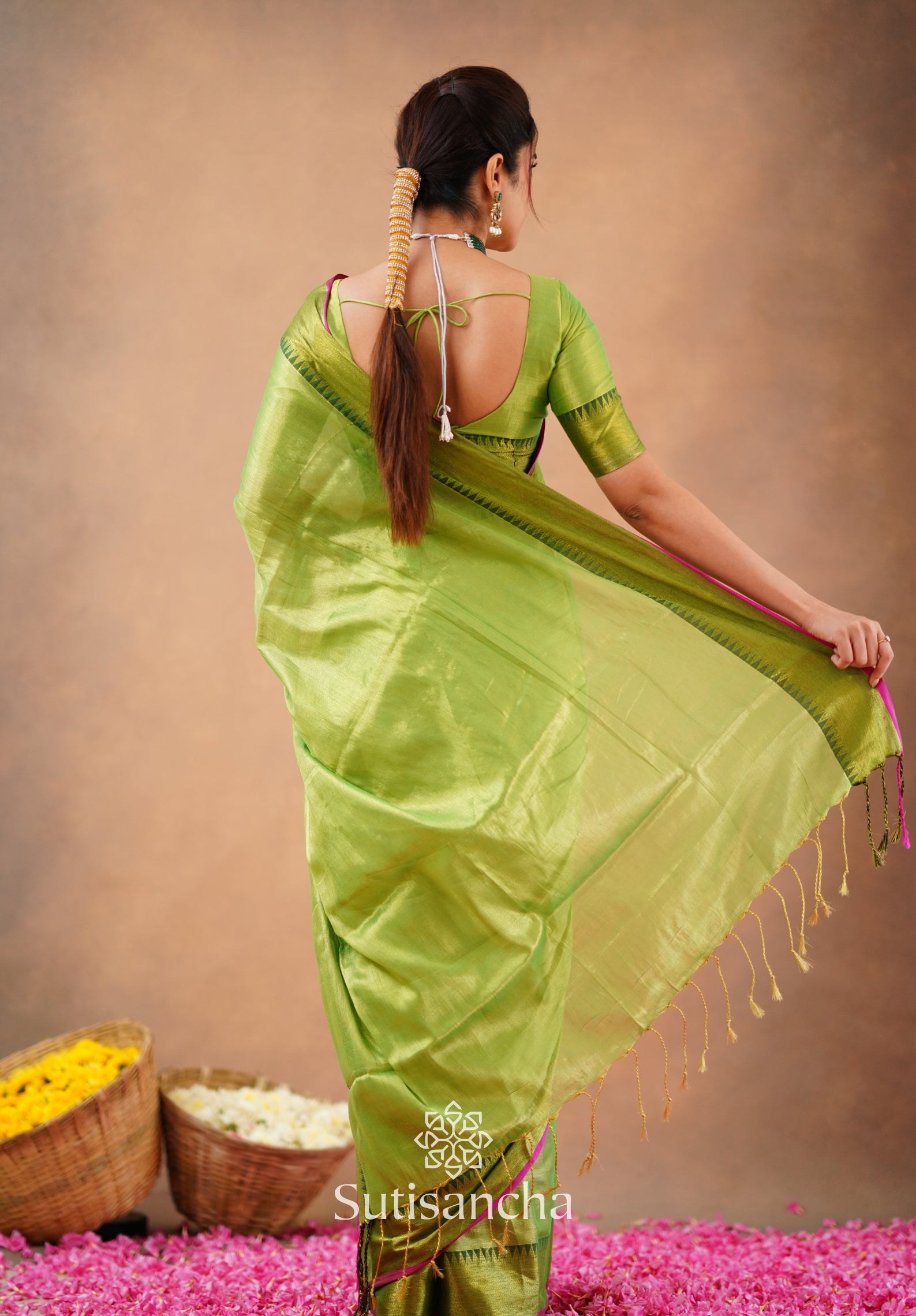 Sutisancha Parrot Handloom Tissue Saree