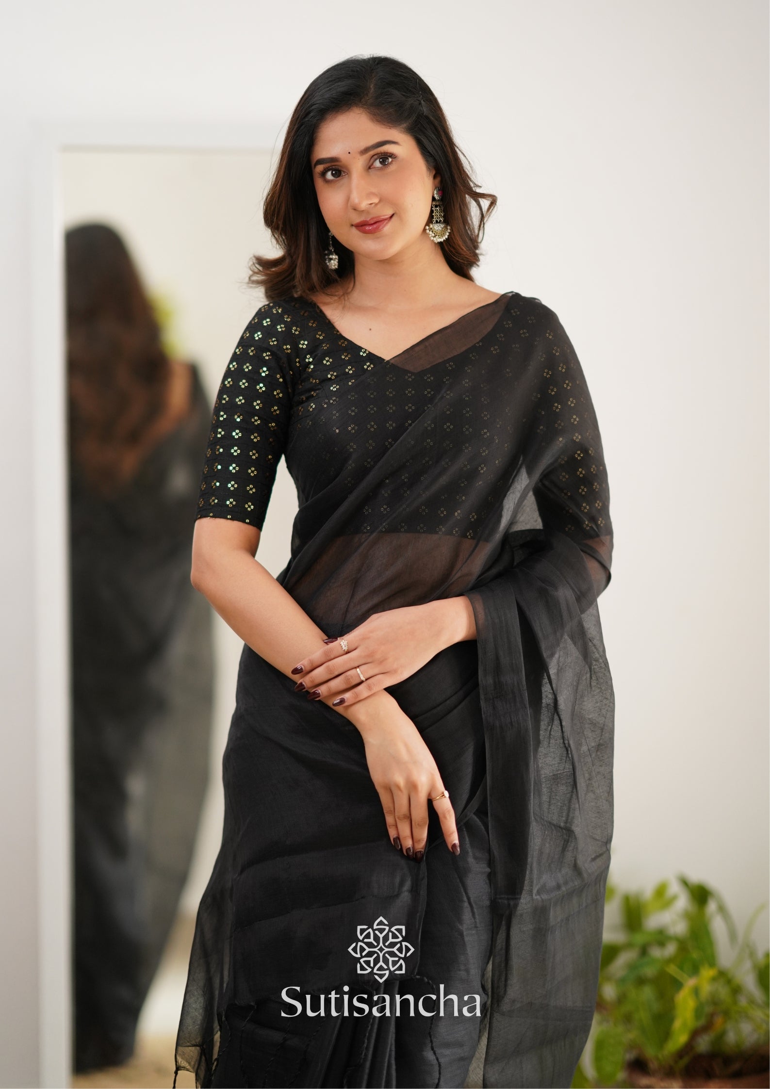 Sutisancha Black Handloom Tissue Saree With Designer Blouse