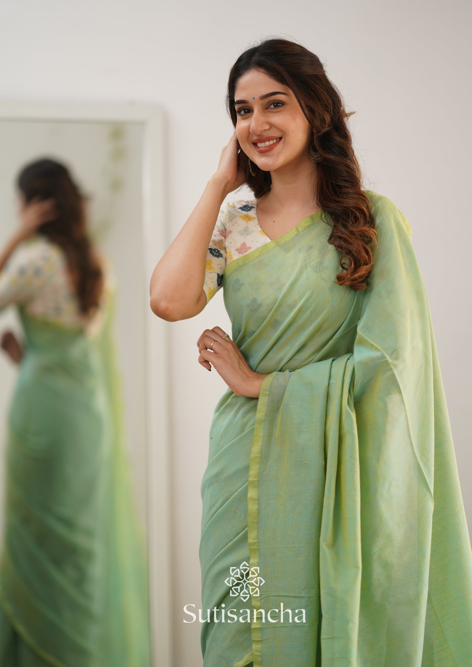 Sutisancha Pistachio Green Handloom Cotton Saree With Designer Blouse