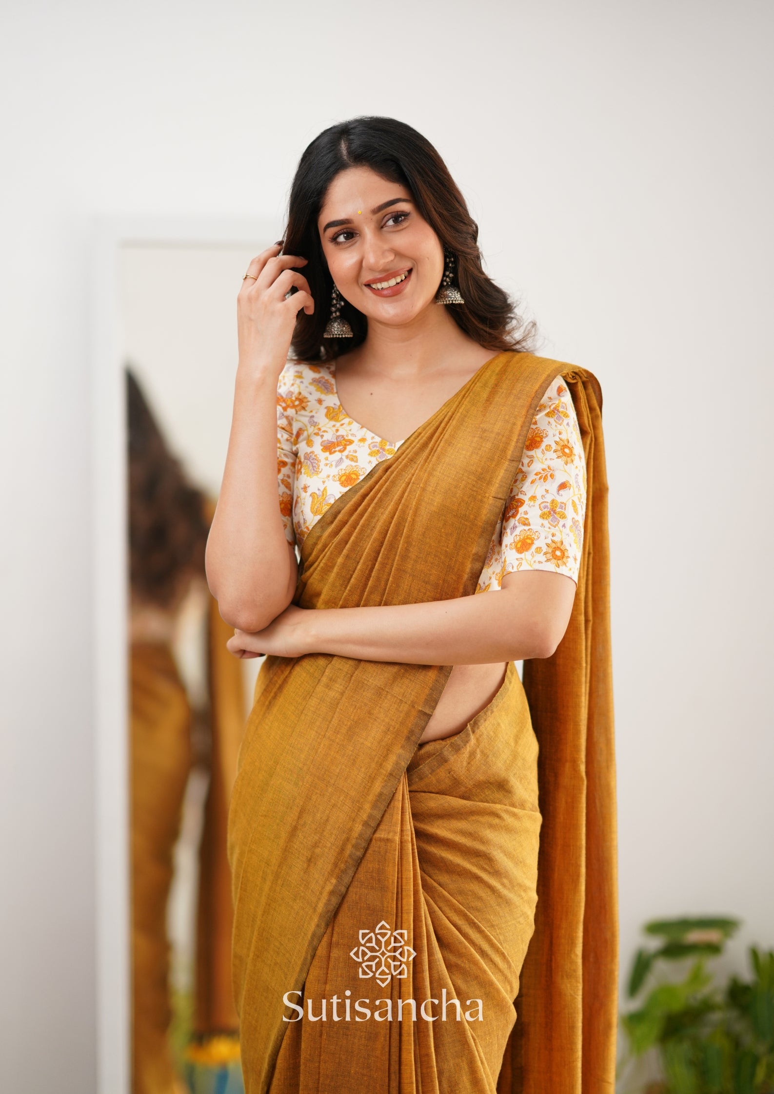 Sutisancha Mustard Handloom Cotton Saree With Designer Blouse