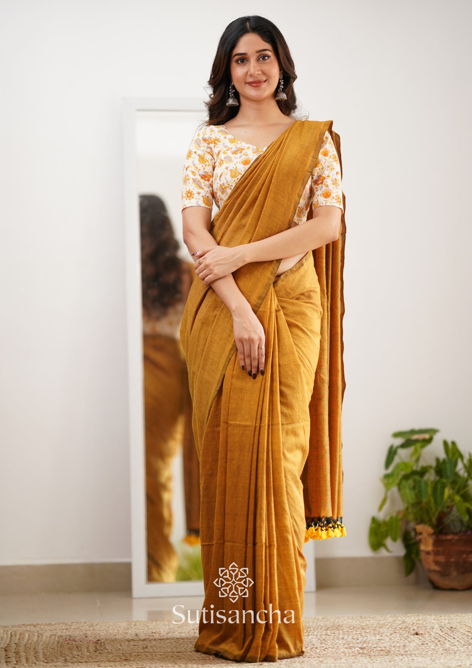 Sutisancha Mustard Handloom Cotton Saree With Designer Blouse