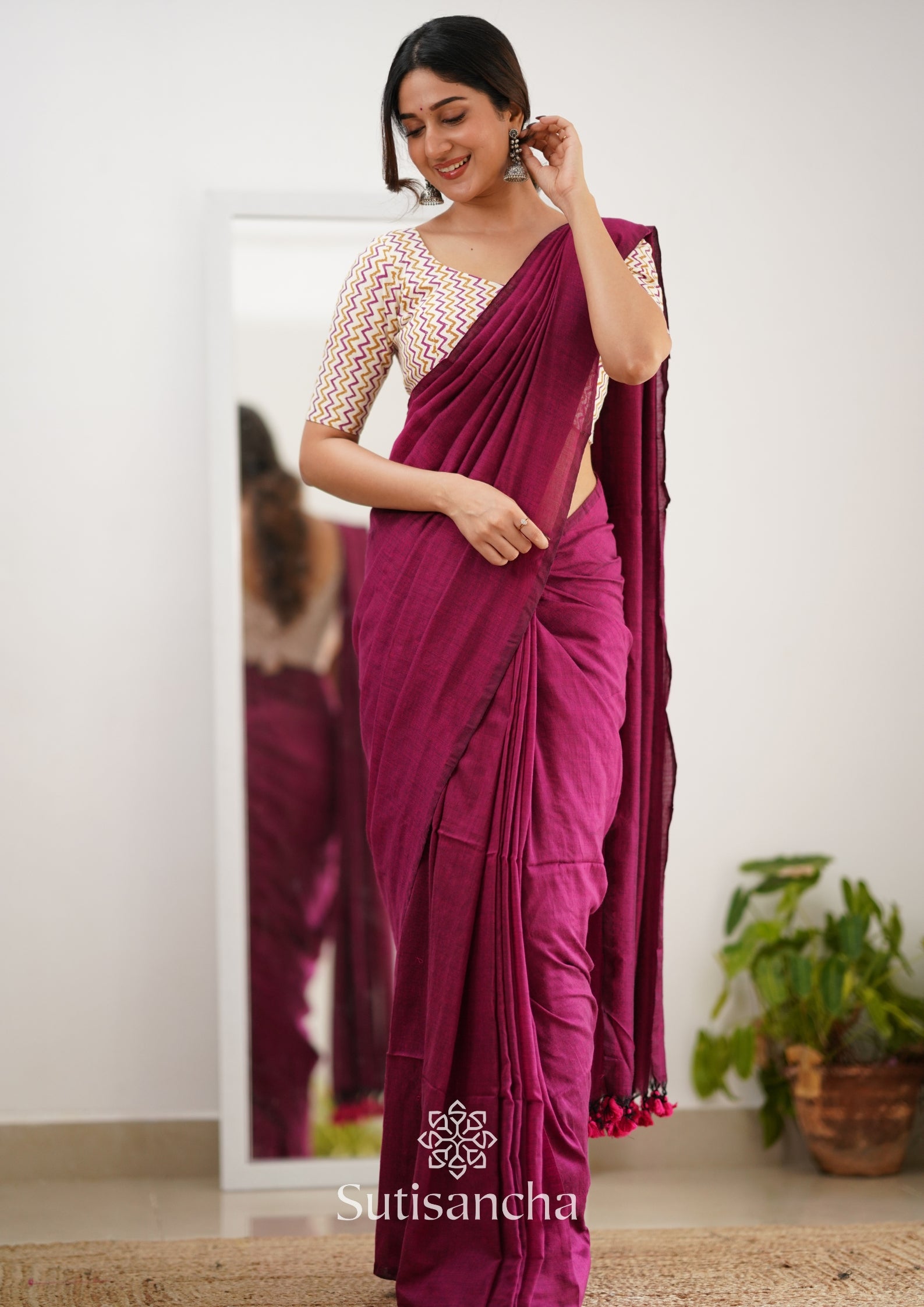 Sutisancha Queenpink Handloom Cotton Saree With Designer Blouse