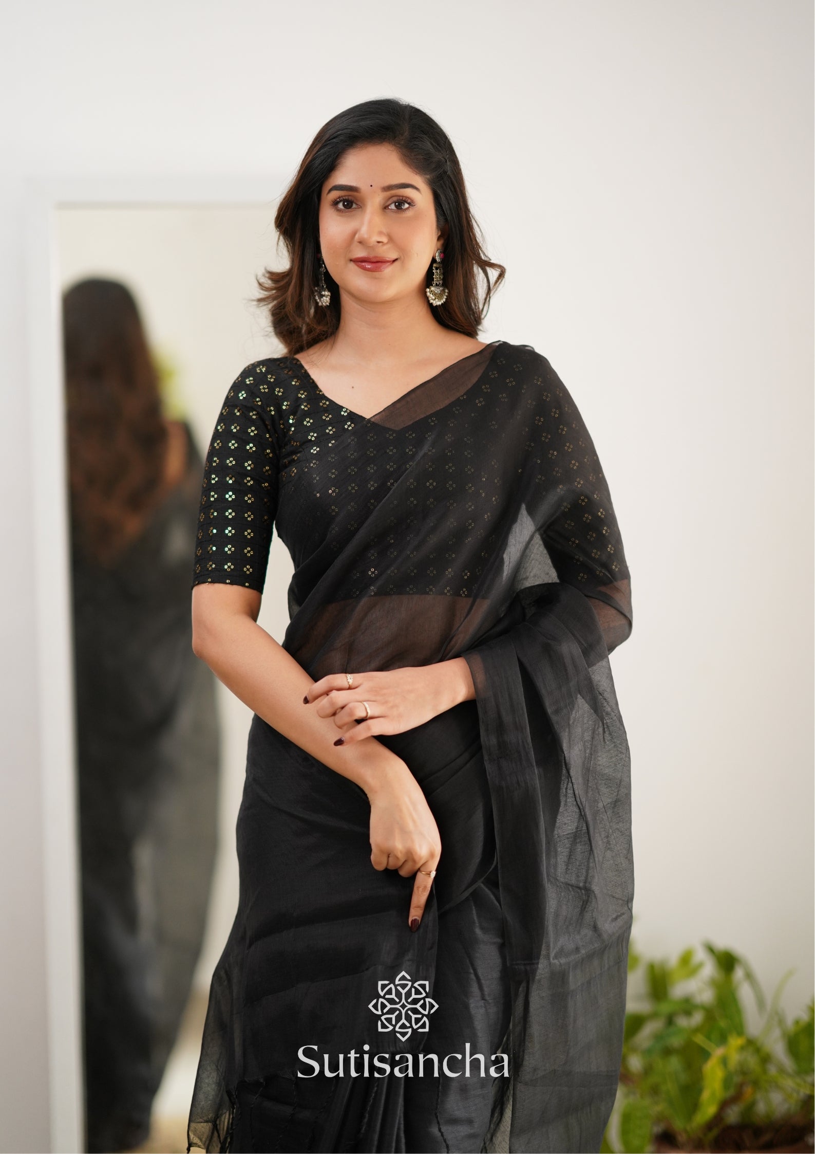 Sutisancha Black Handloom Tissue Saree With Designer Blouse