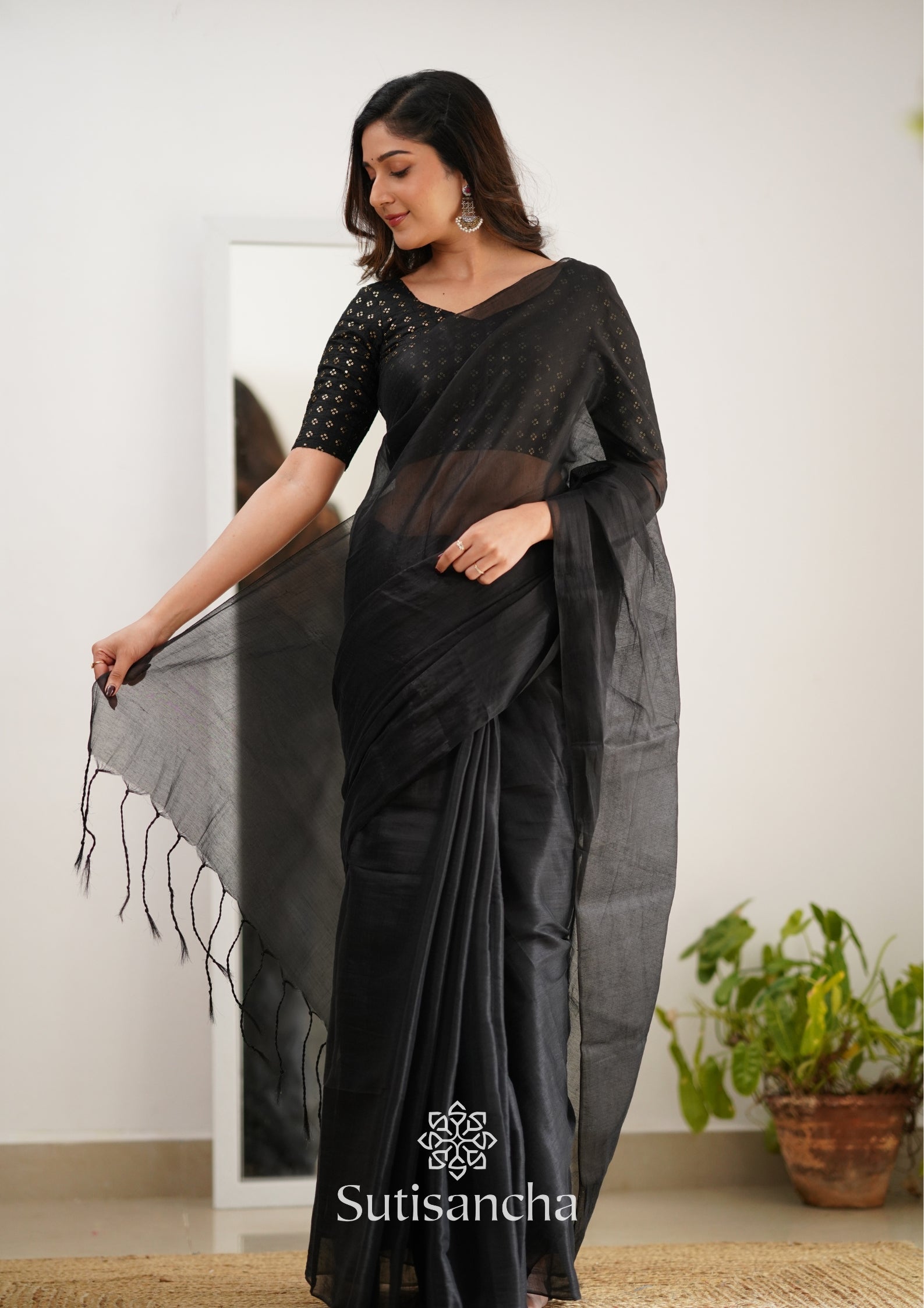 Sutisancha Black Handloom Tissue Saree With Designer Blouse