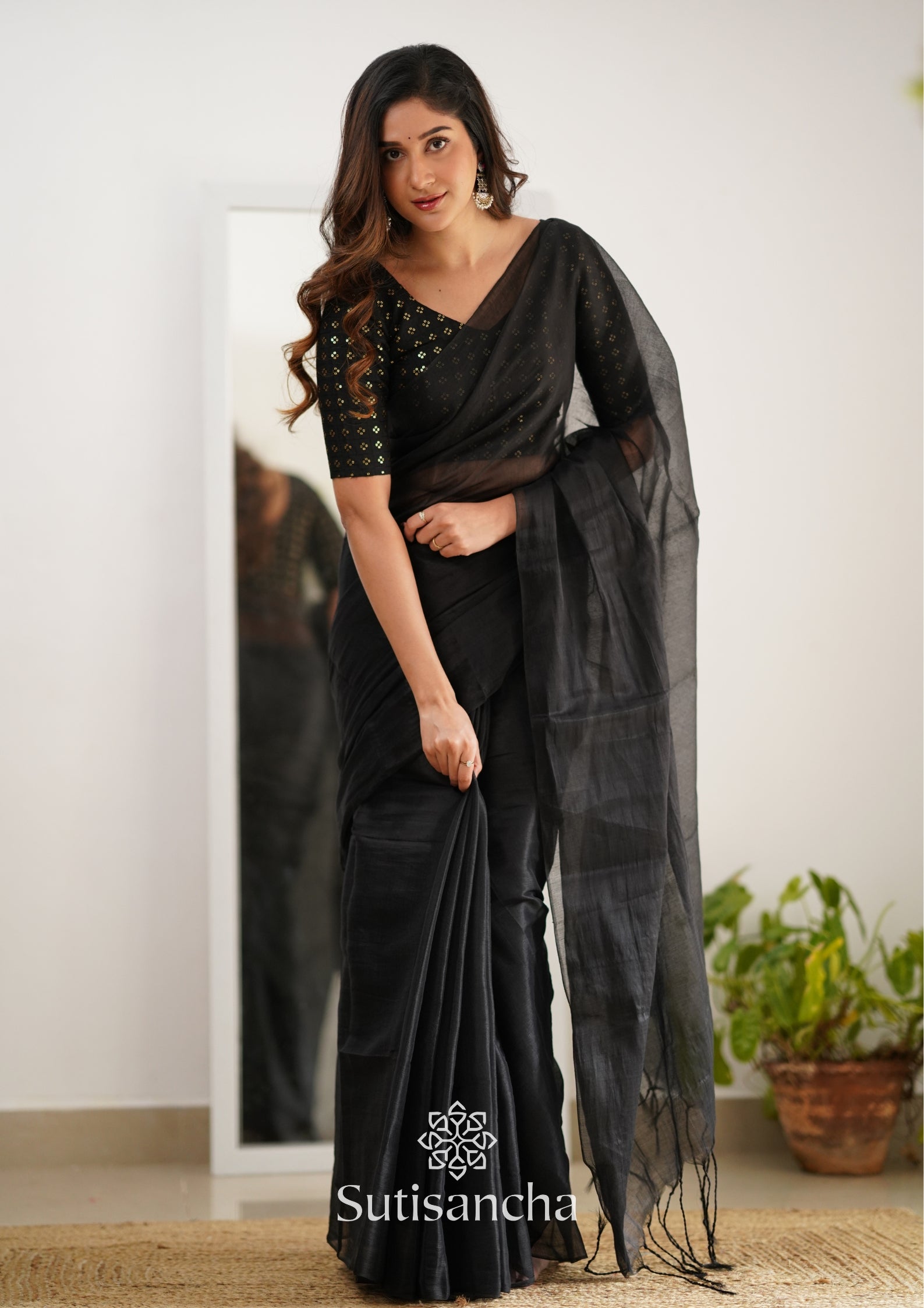 Sutisancha Black Handloom Tissue Saree With Designer Blouse