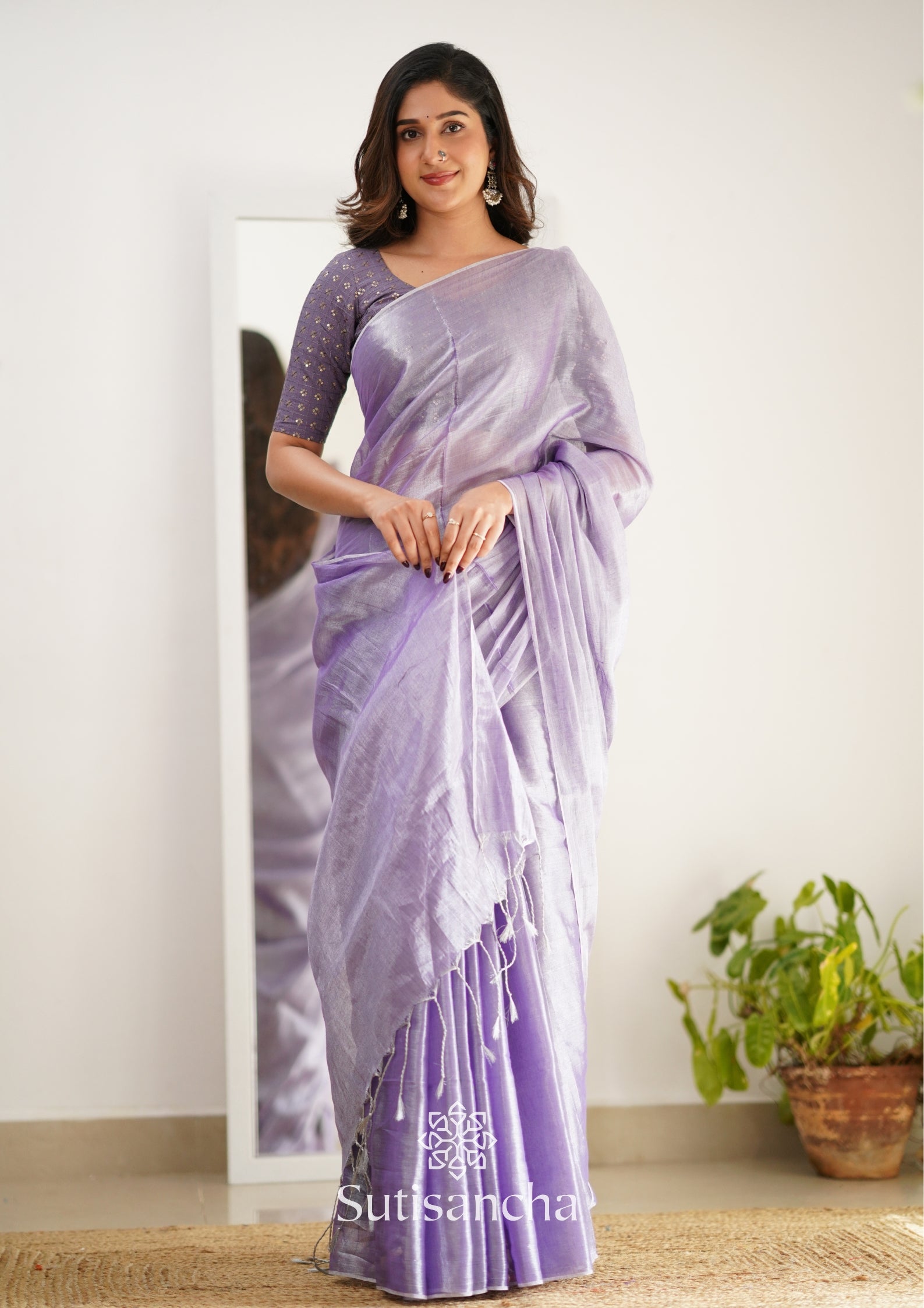 Sutisancha Lavender Handloom Tissue Saree With Designer Blouse