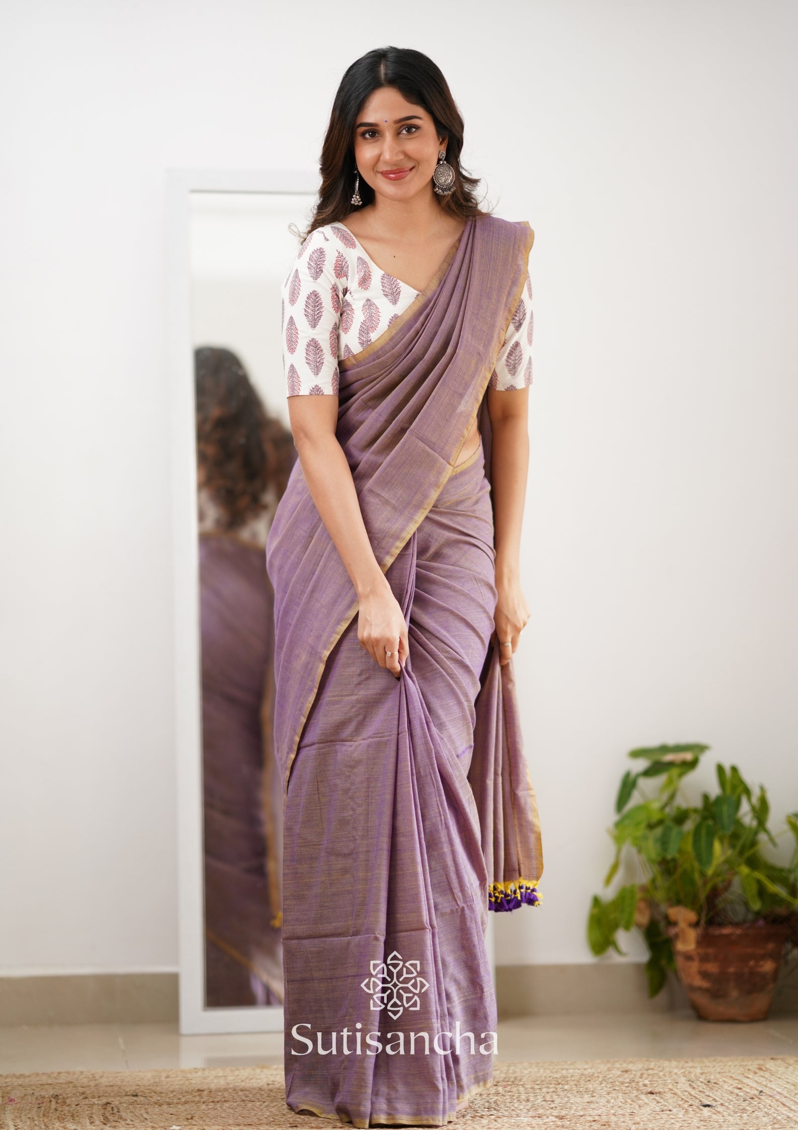 Sutisancha Onion Handloom Cotton Saree With Designer Blouse