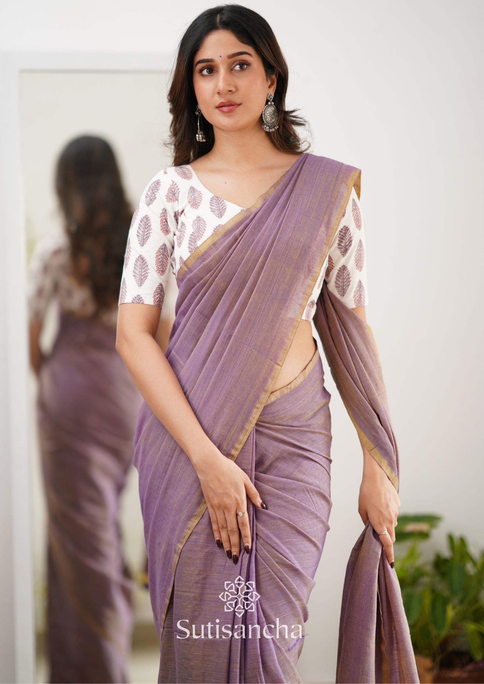 Sutisancha Onion Handloom Cotton Saree With Designer Blouse