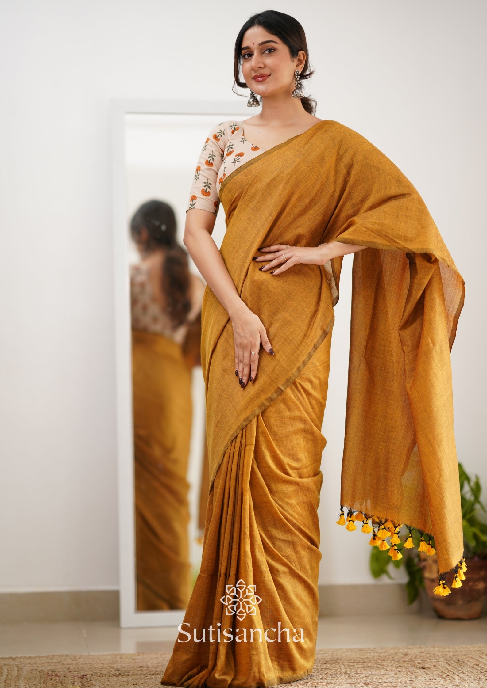 Sutisancha Mustard Handloom Cotton Saree With Designer Blouse