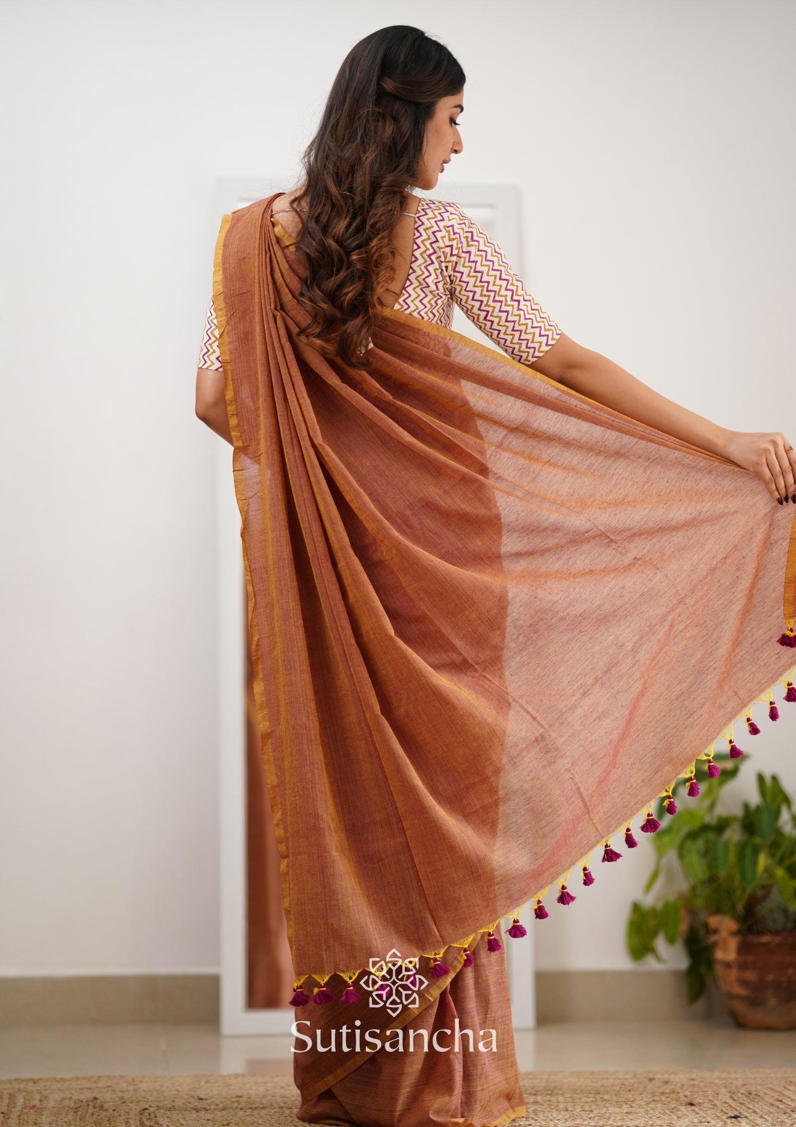 Sutisancha Rust Orange Handloom Cotton Saree With Designer Blouse