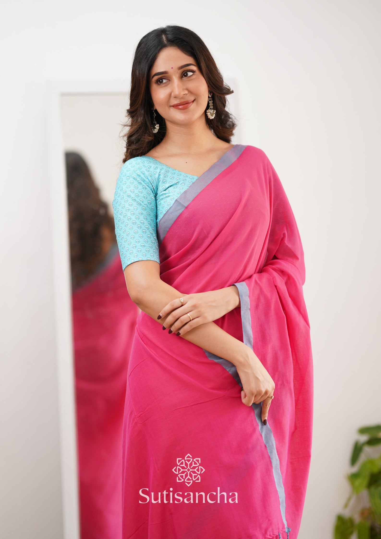 Sutisancha Pink Handloom Cotton Saree With Designer Blouse