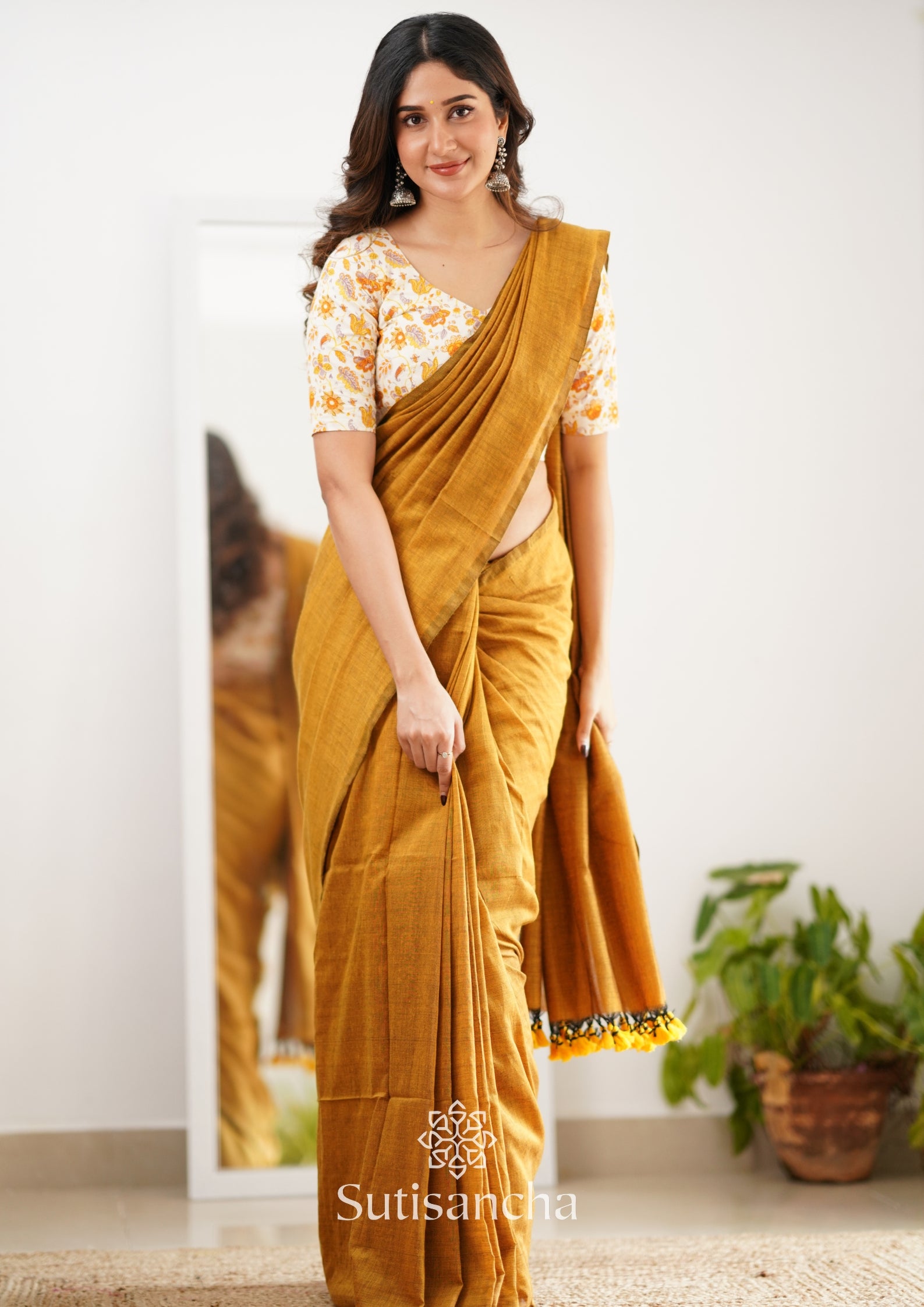 Sutisancha Mustard Handloom Cotton Saree With Designer Blouse