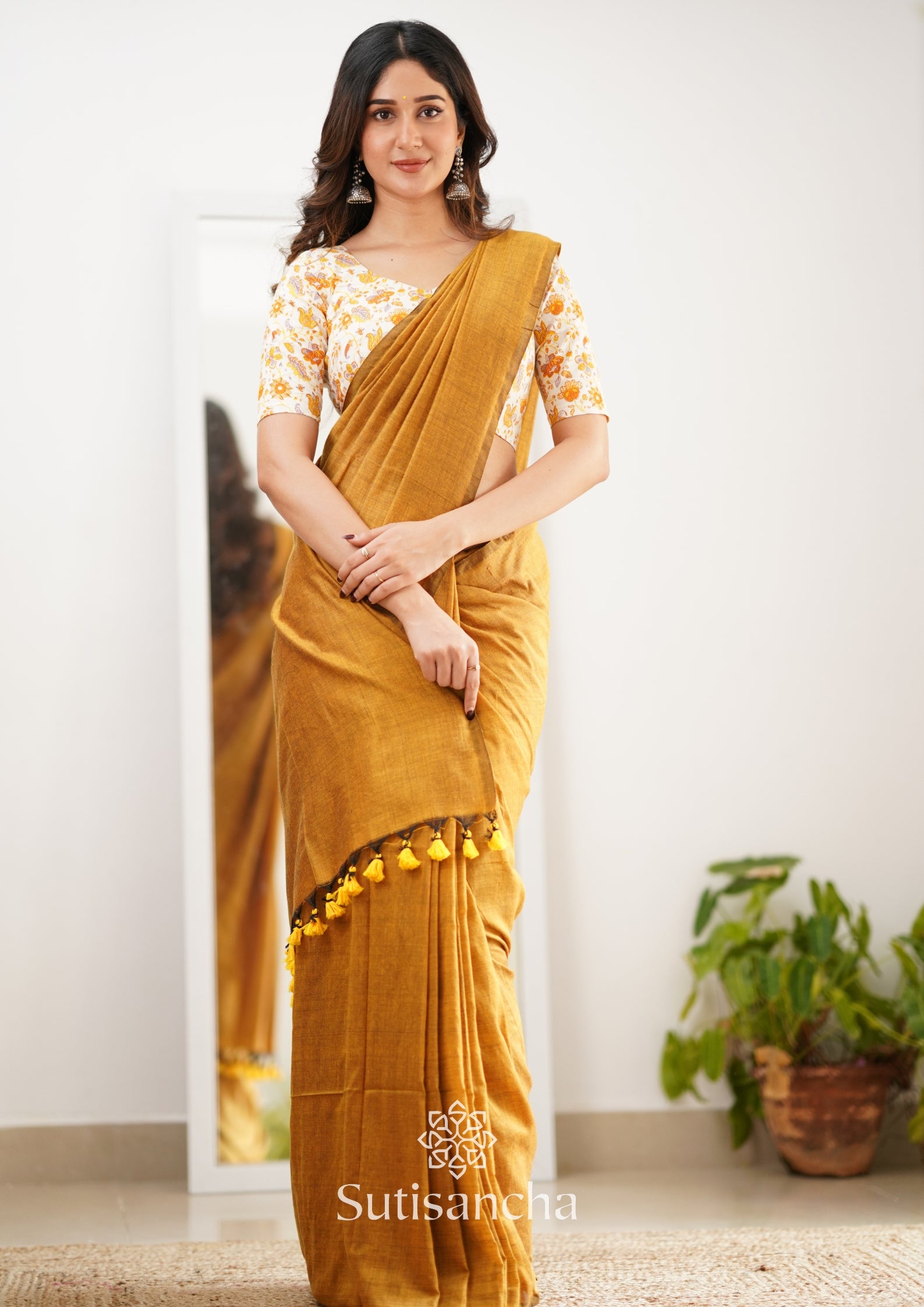 Sutisancha Mustard Handloom Cotton Saree With Designer Blouse