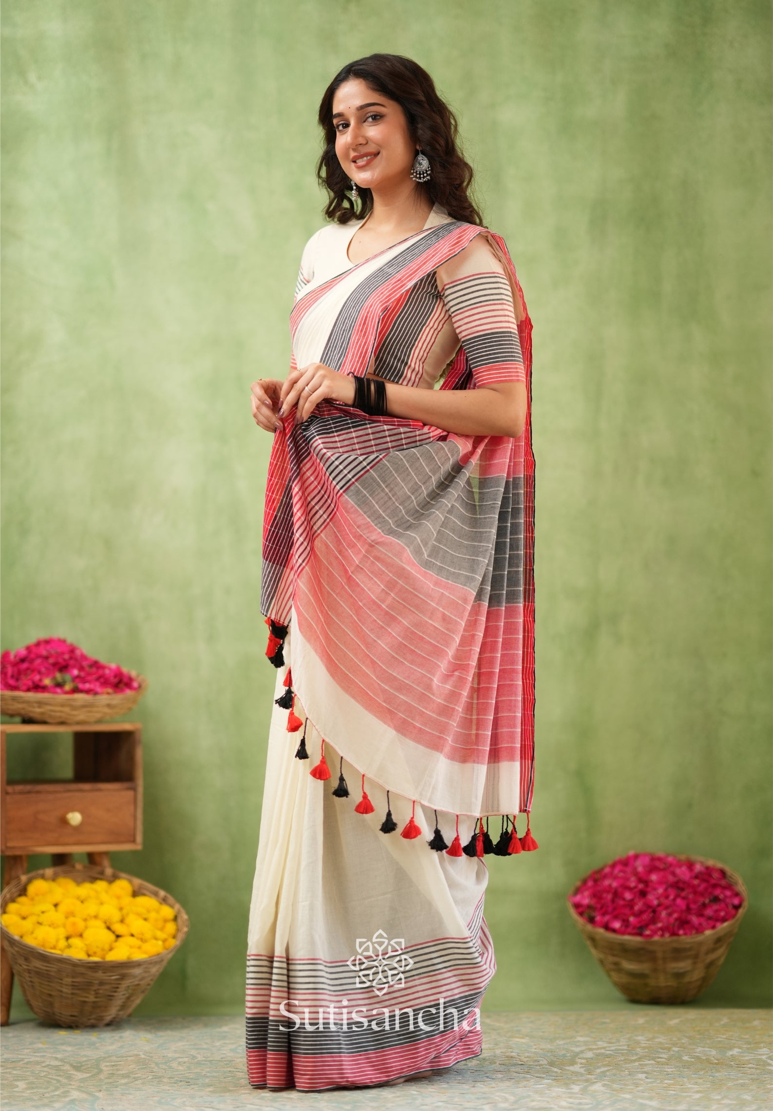 Sootrali – Striped Cotton Elegance
