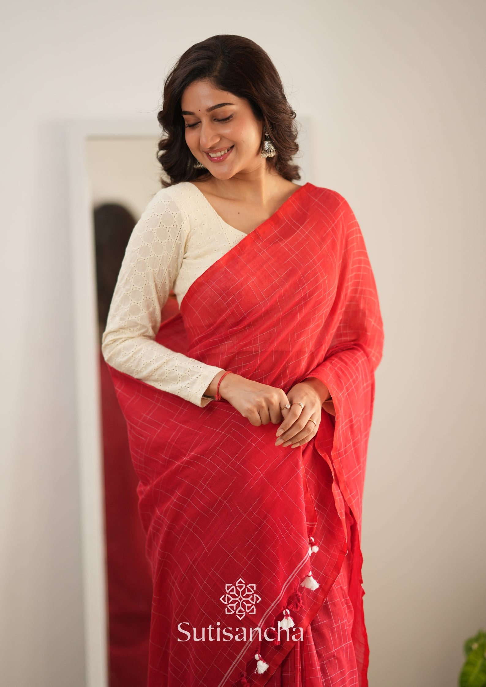 Sutisancha Red Handloom Cotton Saree with Trendy Kotki Checks Design