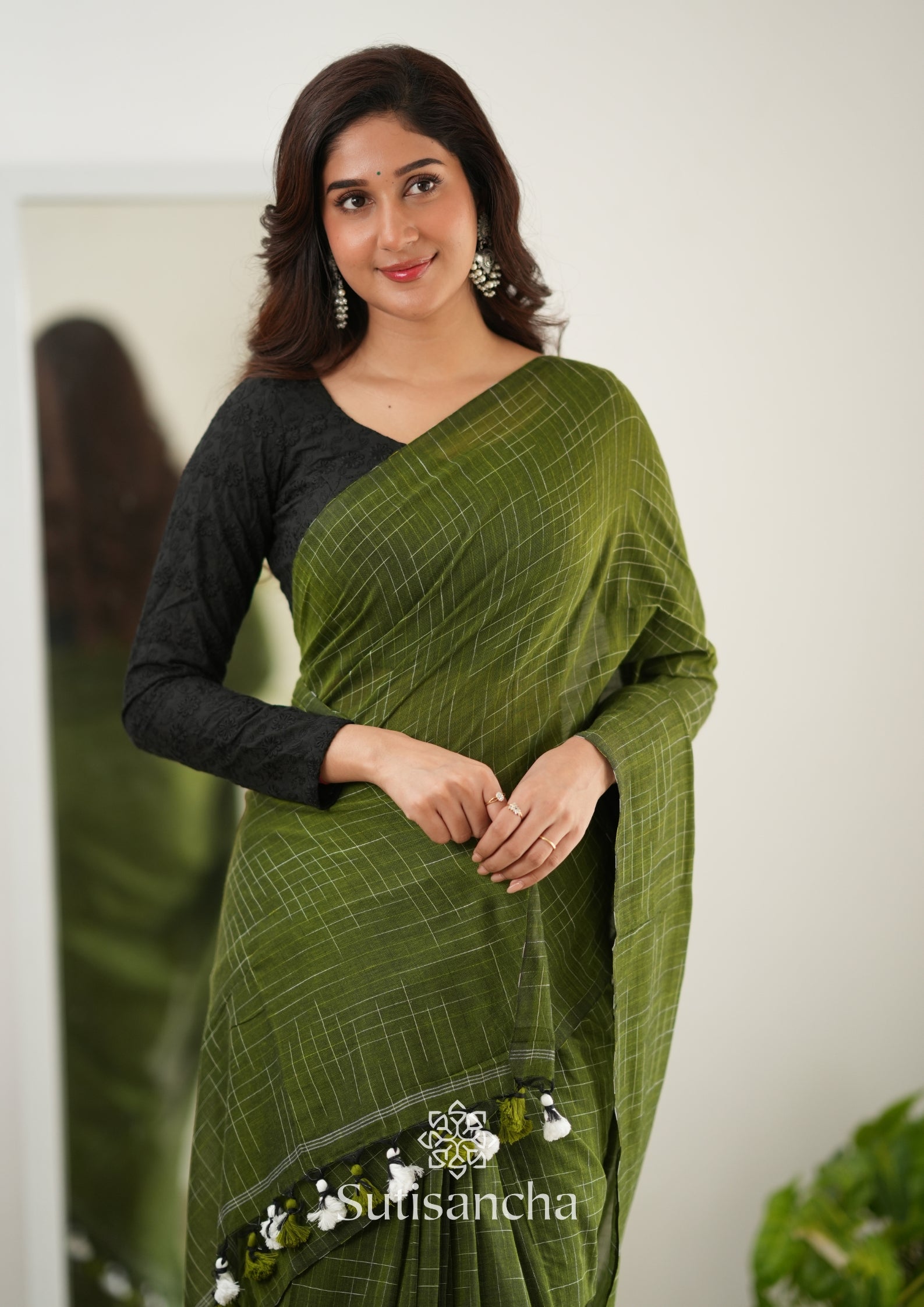 Sutisancha Azure Mehndi Cotton Saree with Trendy Kotki Checks Design