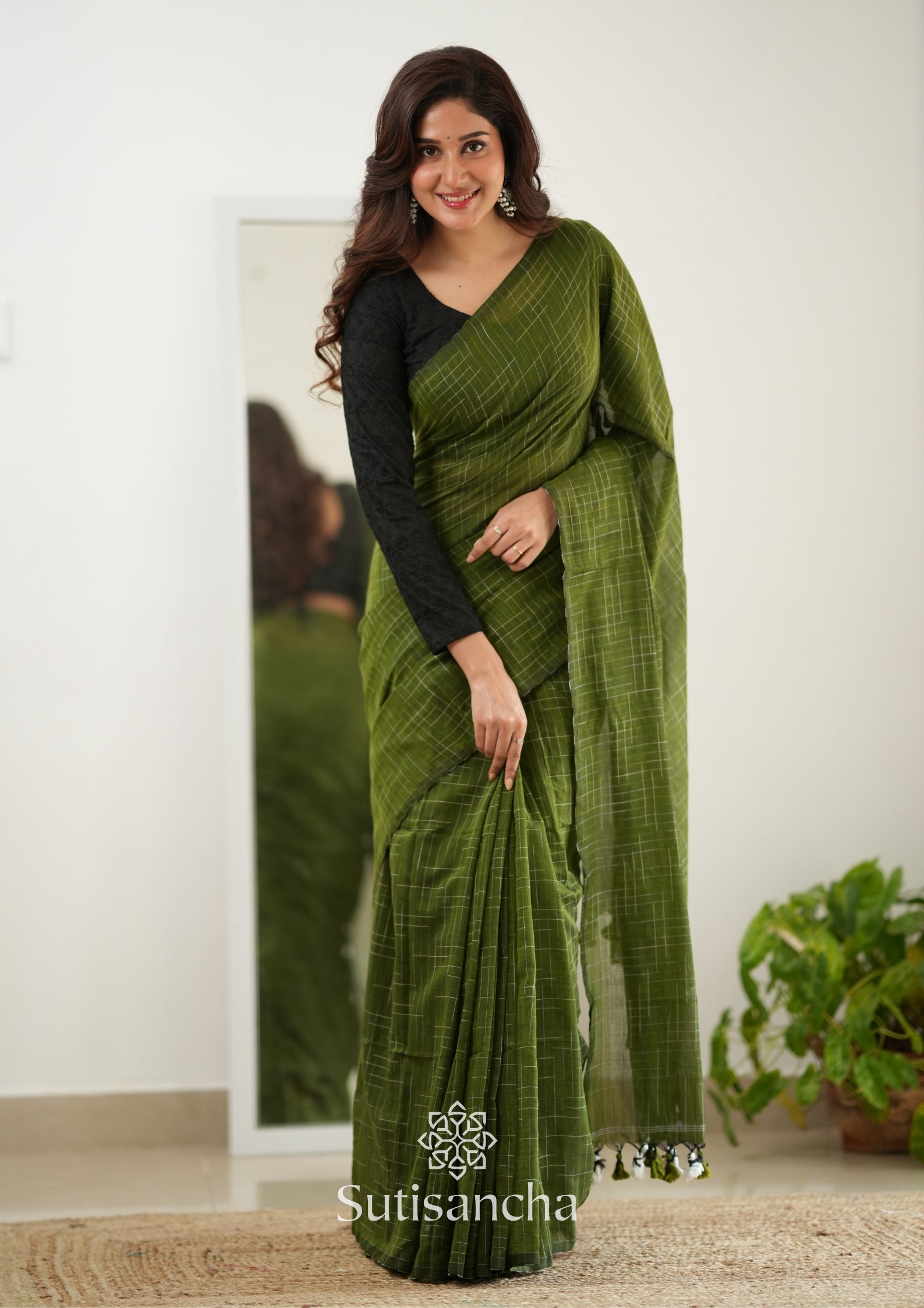 Sutisancha Azure Mehndi Cotton Saree with Trendy Kotki Checks Design