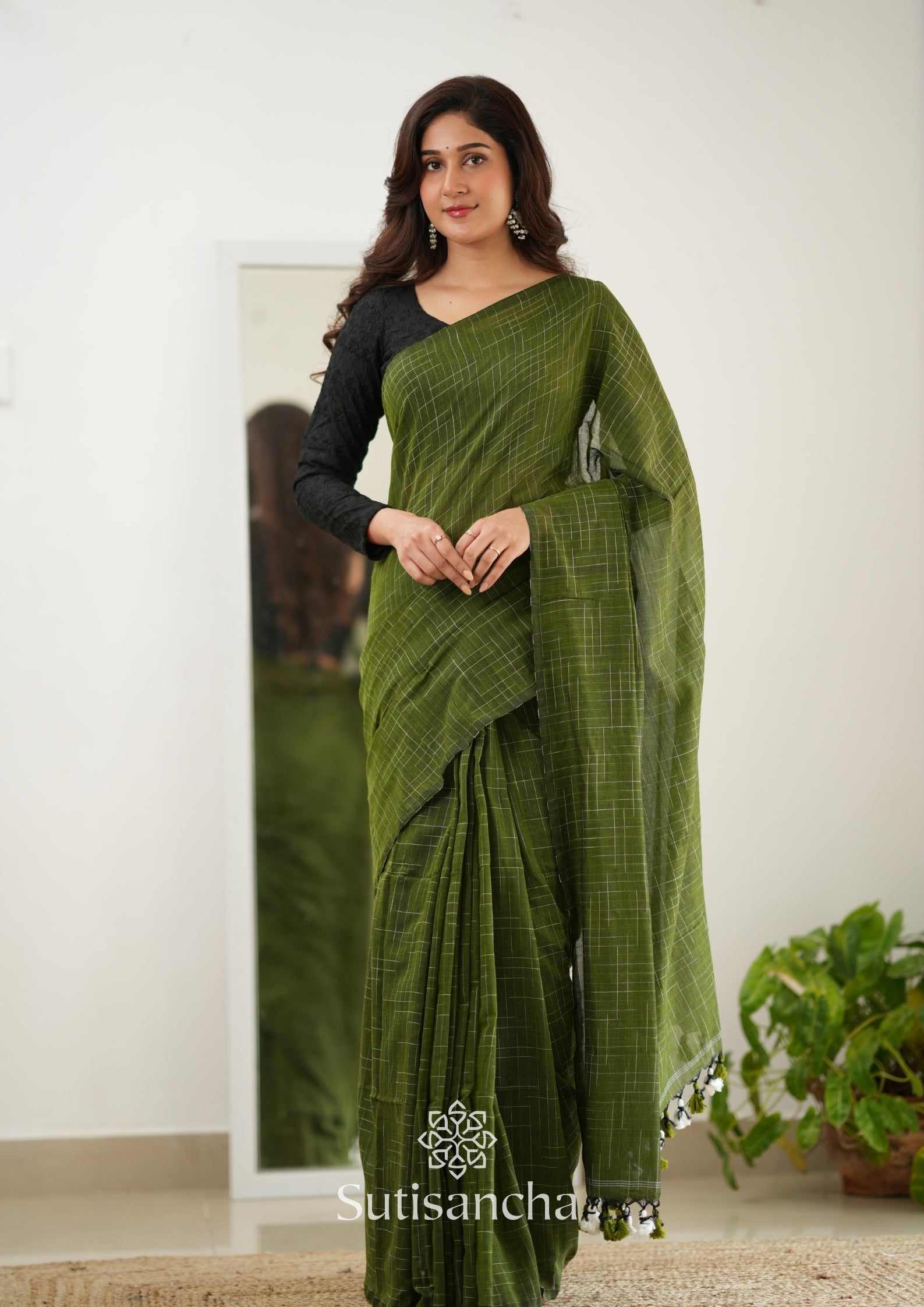 Sutisancha Azure Mehndi Cotton Saree with Trendy Kotki Checks Design