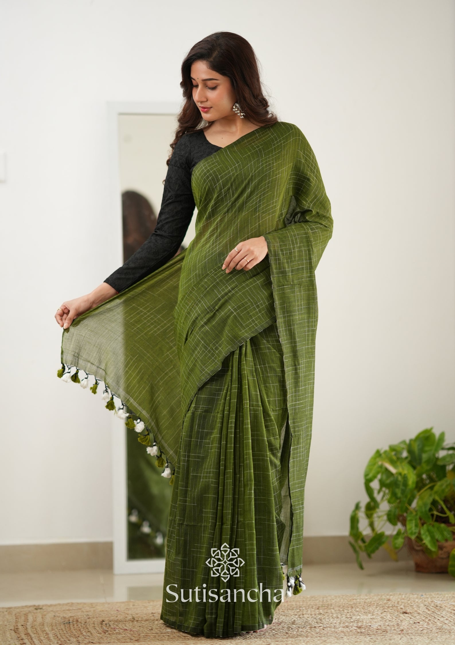 Sutisancha Azure Mehndi Cotton Saree with Trendy Kotki Checks Design