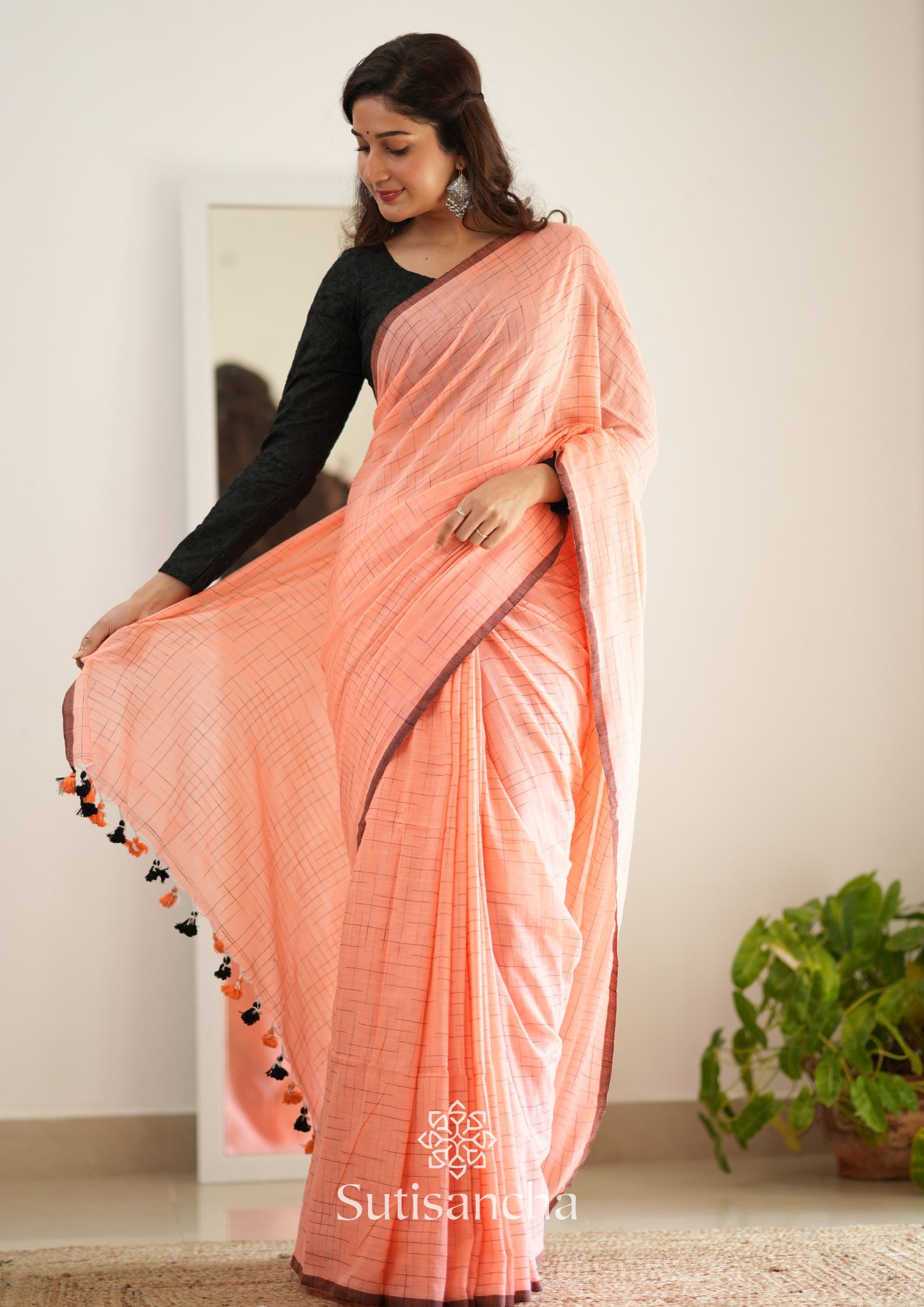 Sutisancha Peach Handloom Cotton Saree with Trendy Kotki Checks Design