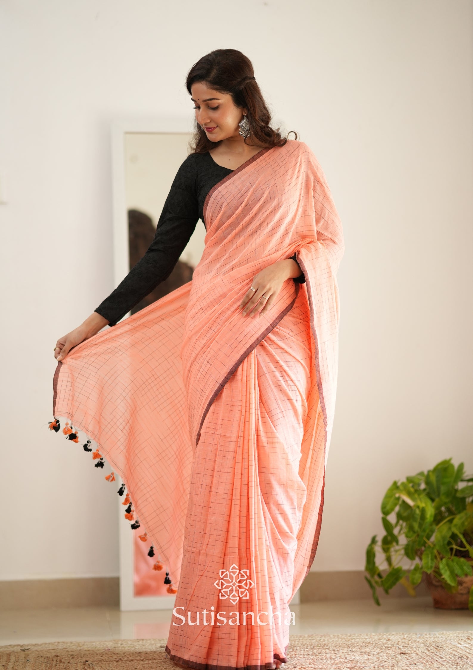 Sutisancha Peach Handloom Cotton Saree with Trendy Kotki Checks Design