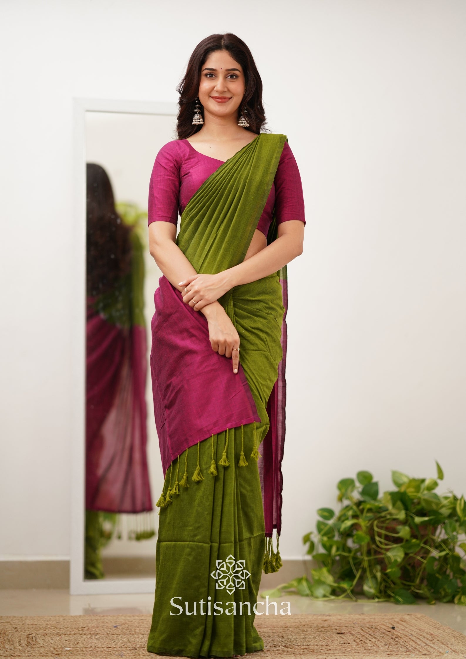 Sutisancha Pink & Mehndi Handloom Cotton Saree