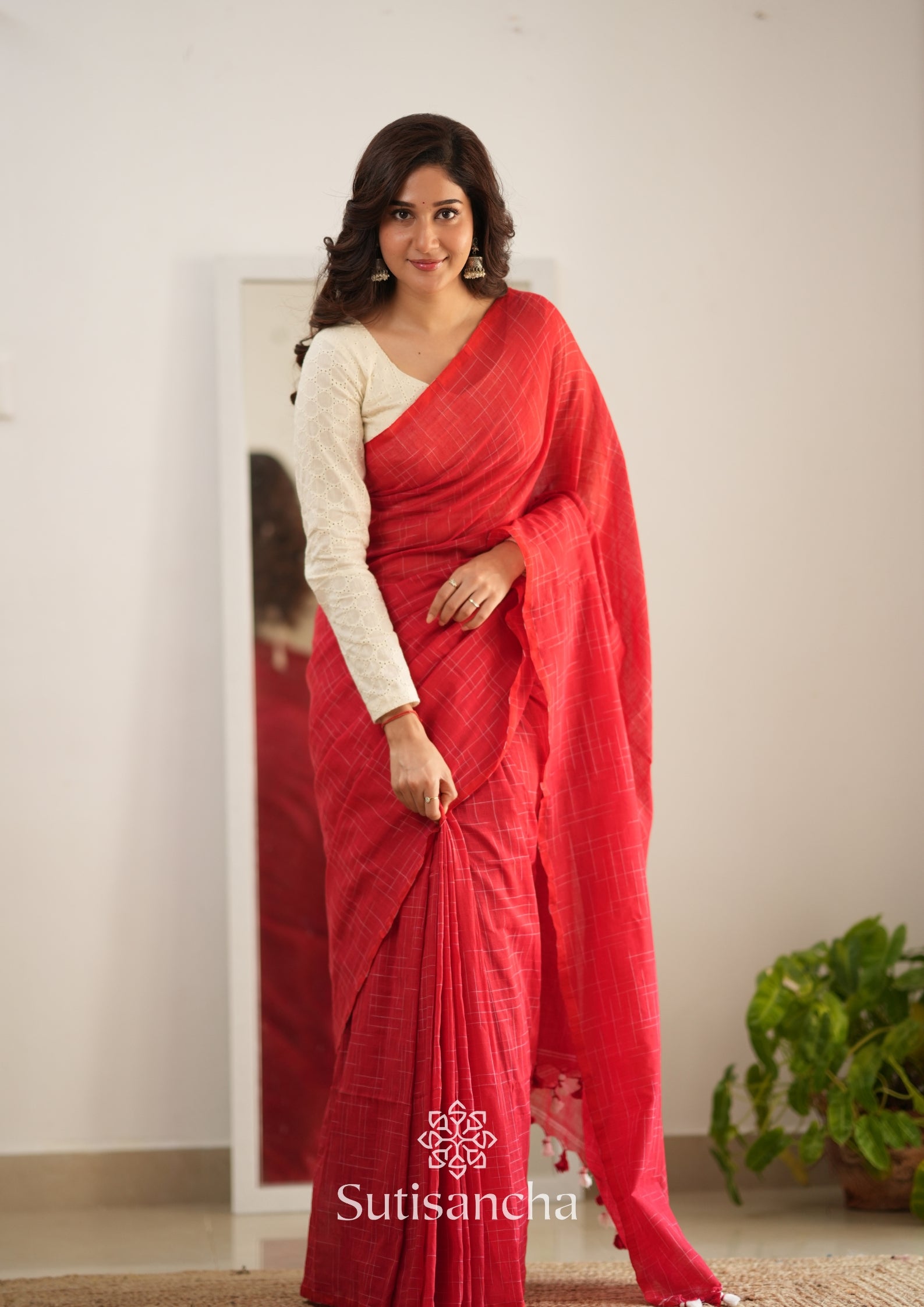 Sutisancha Red Handloom Cotton Saree with Trendy Kotki Checks Design