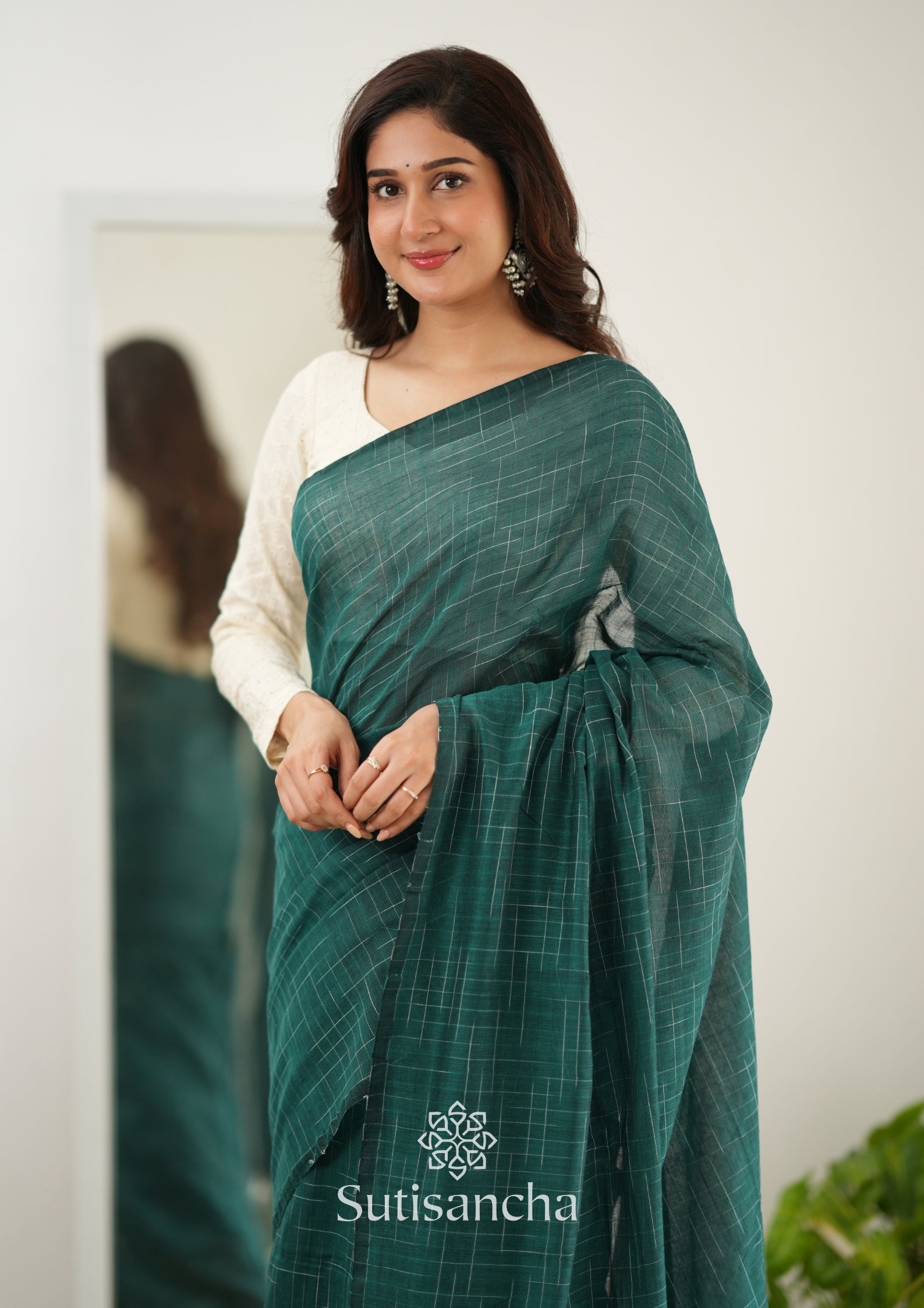 Sutisancha Rama Handloom Cotton Saree with Trendy Kotki Checks Design