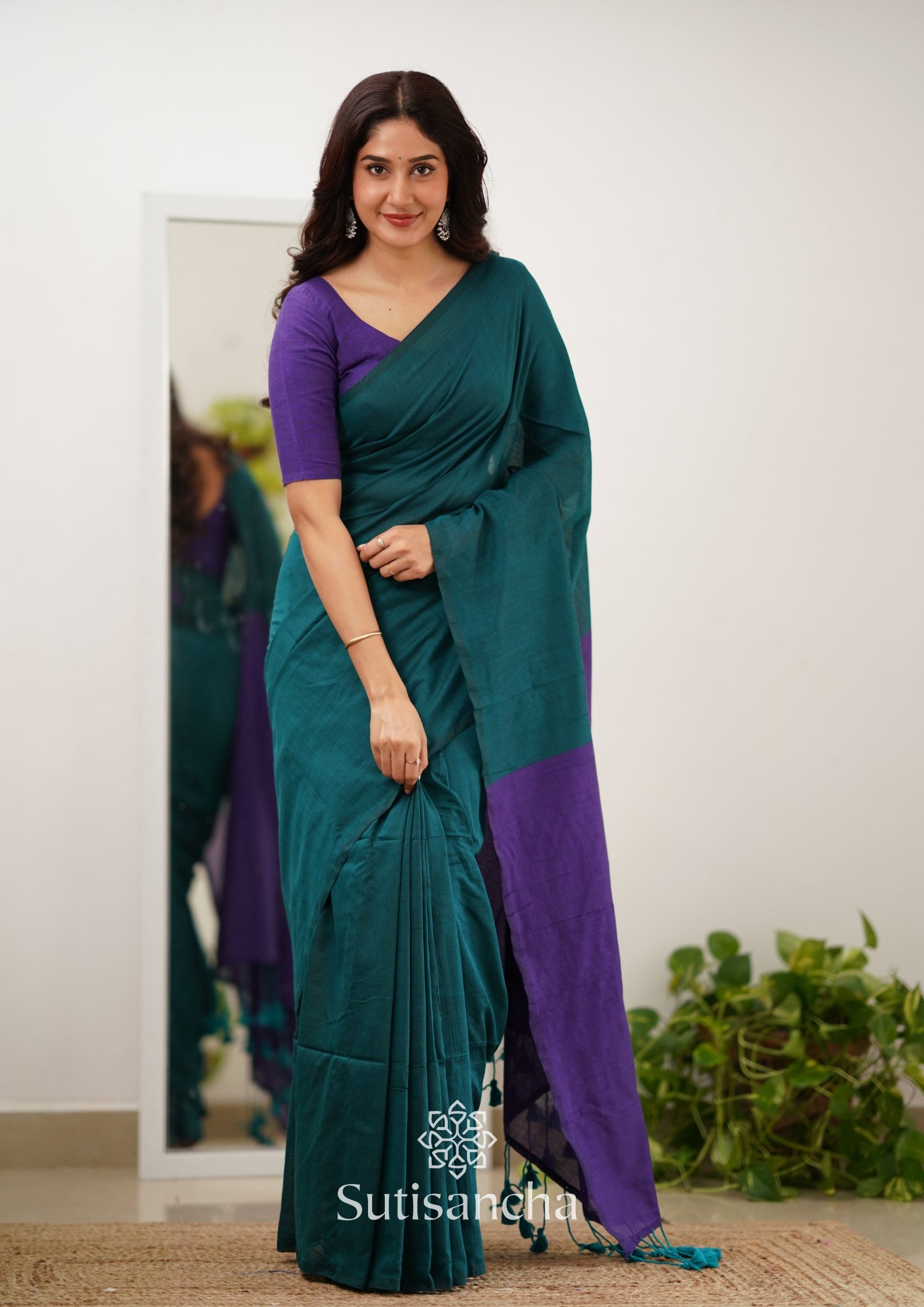 Sutisancha Purple Handloom Cotton Saree