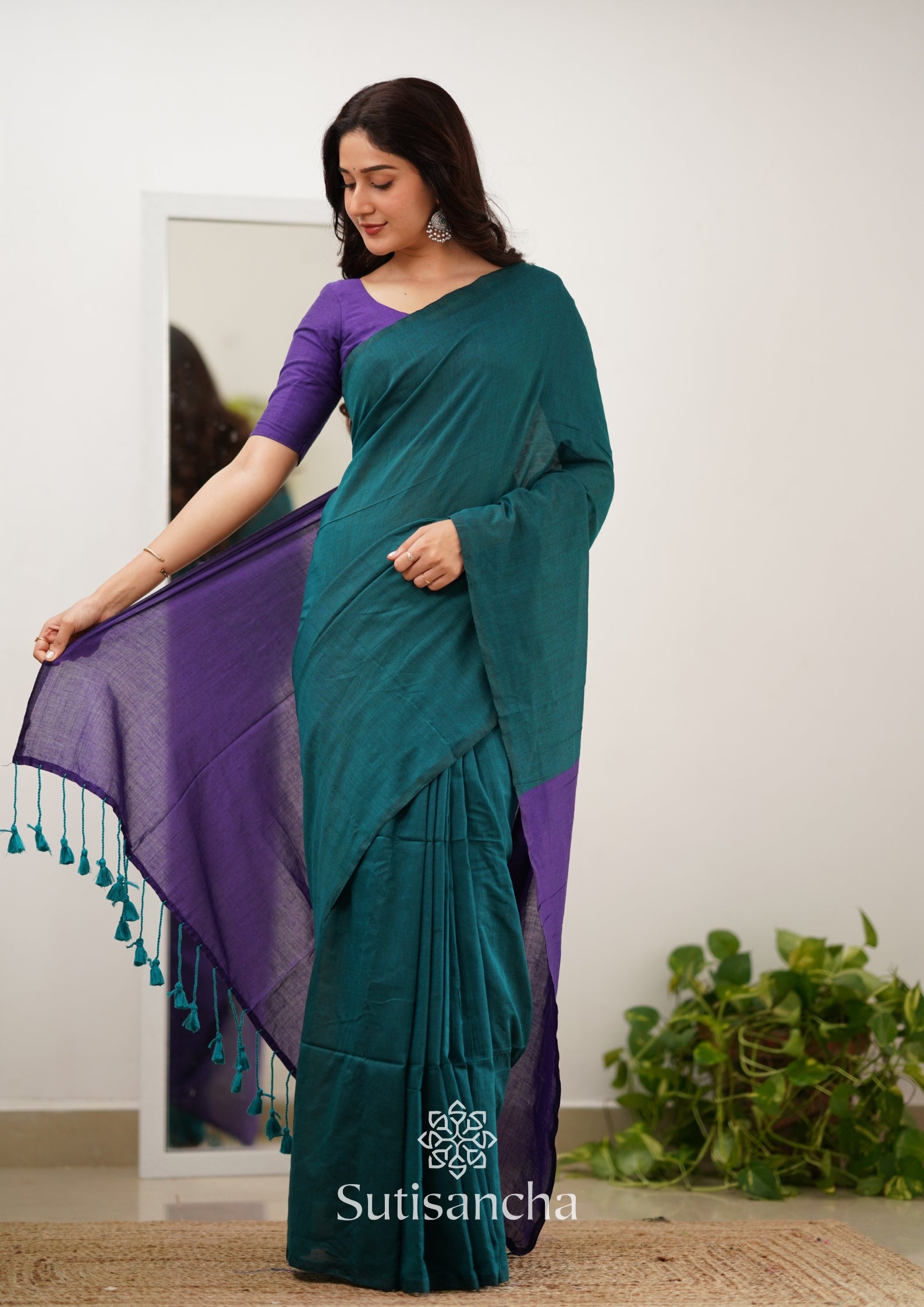 Sutisancha Purple Handloom Cotton Saree