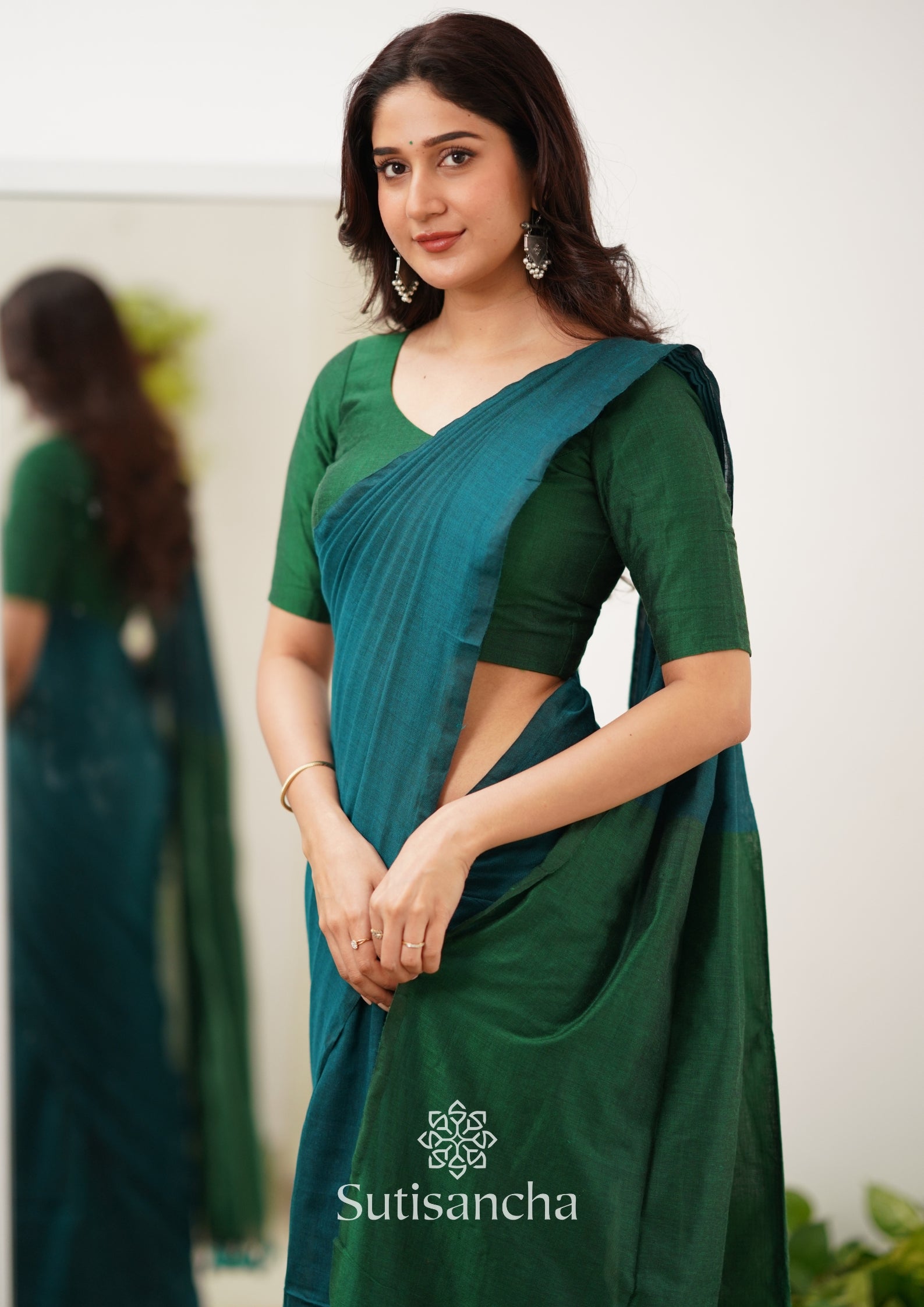 Sutisancha Rama Green Handloom Cotton Saree