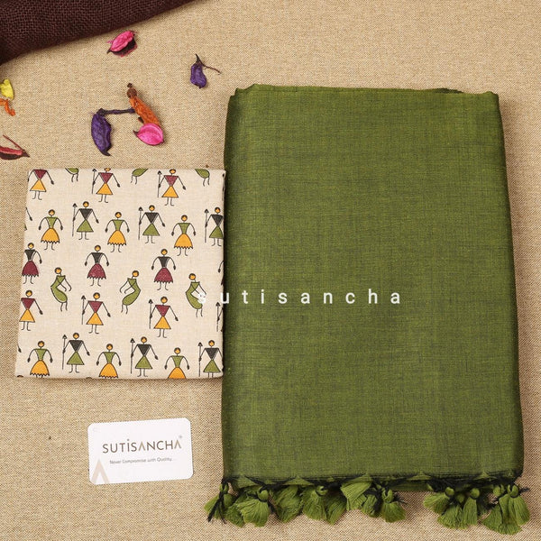 Sutisancha Mahendi Plain Saree with Doll Print Blouse