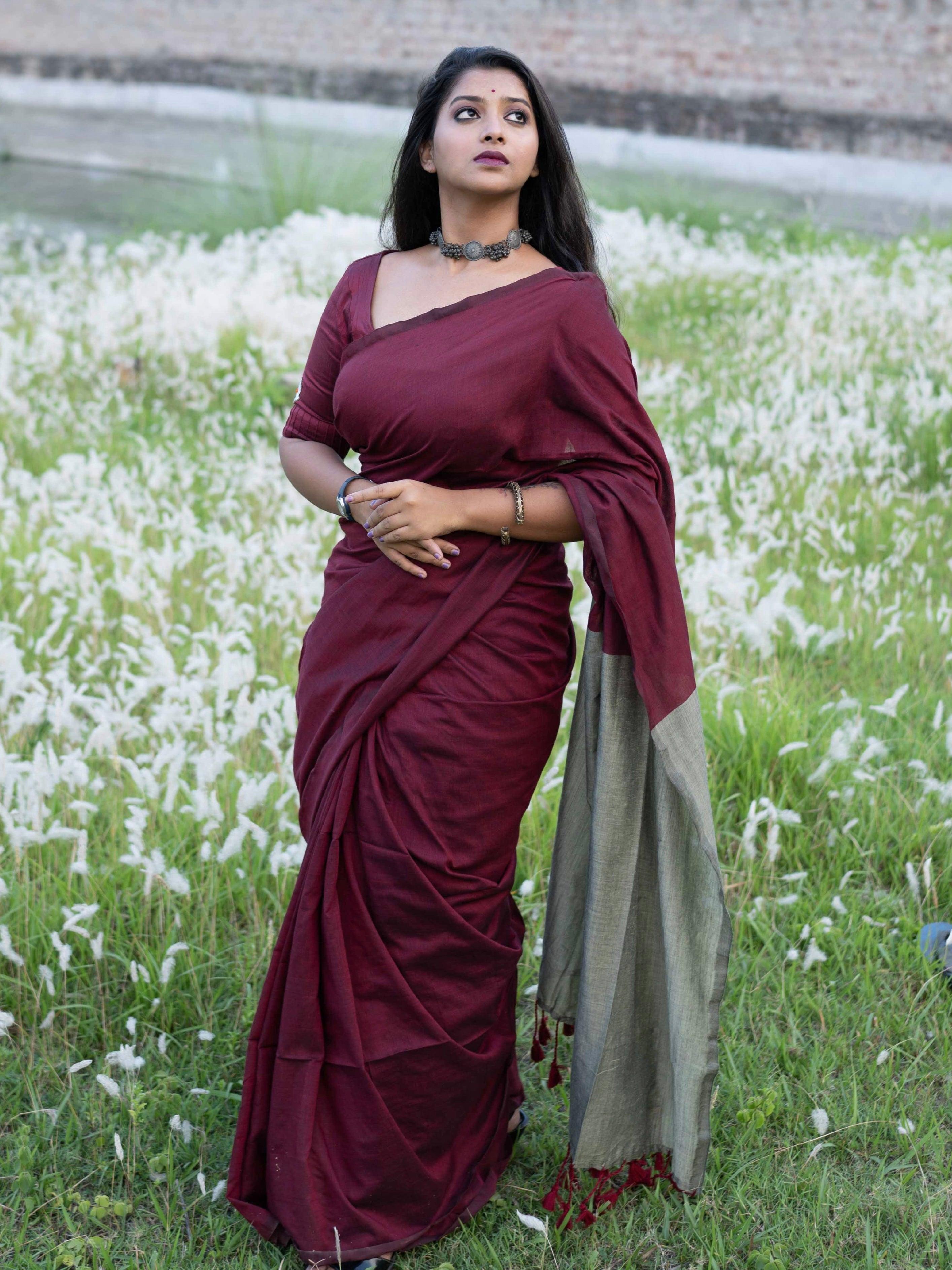Sutisancha Maroon Handwoven Khadi Saree - Suti Sancha