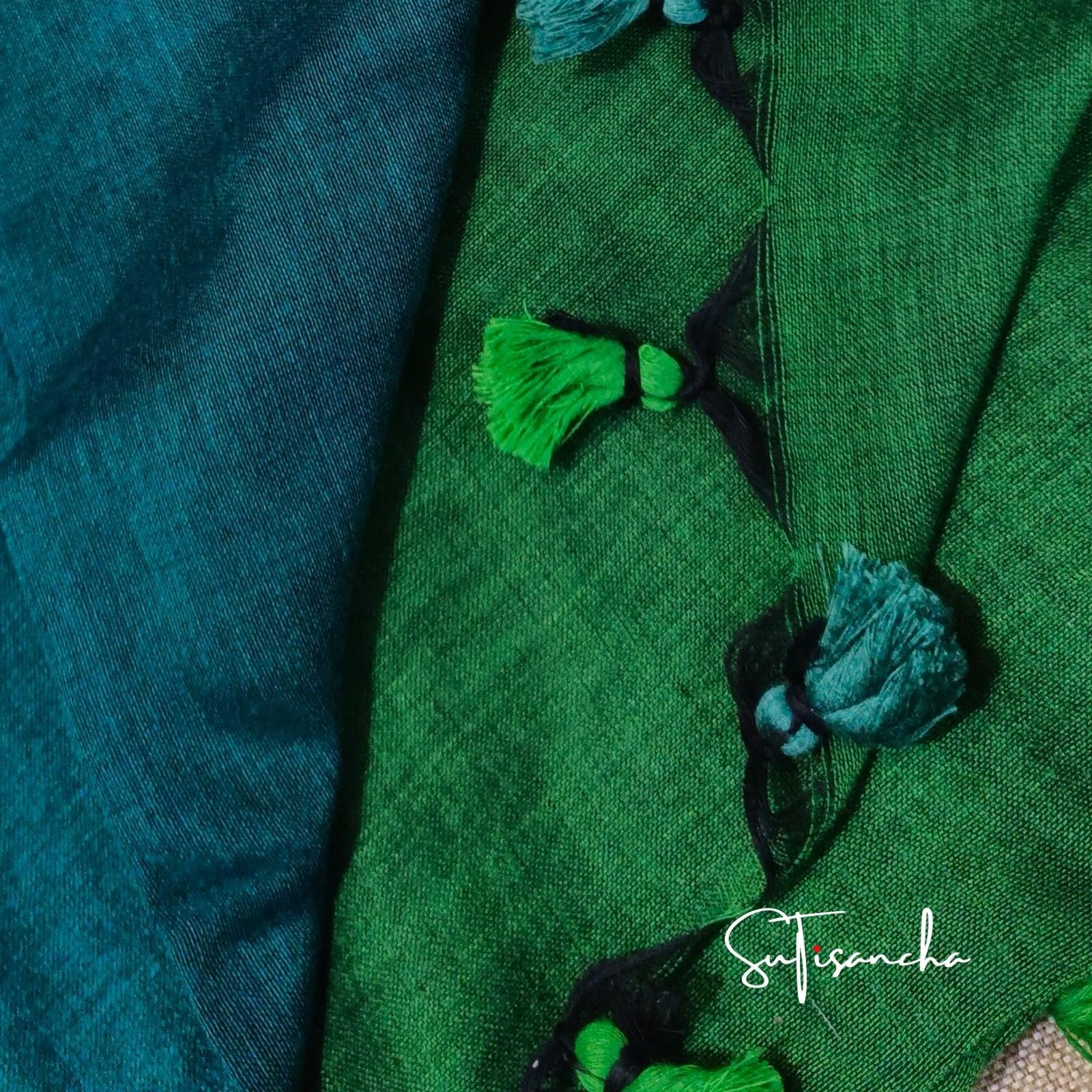 Sutisancha Green Hand Woven Pure Khadi Dual Colour PomPom Saree - Suti Sancha